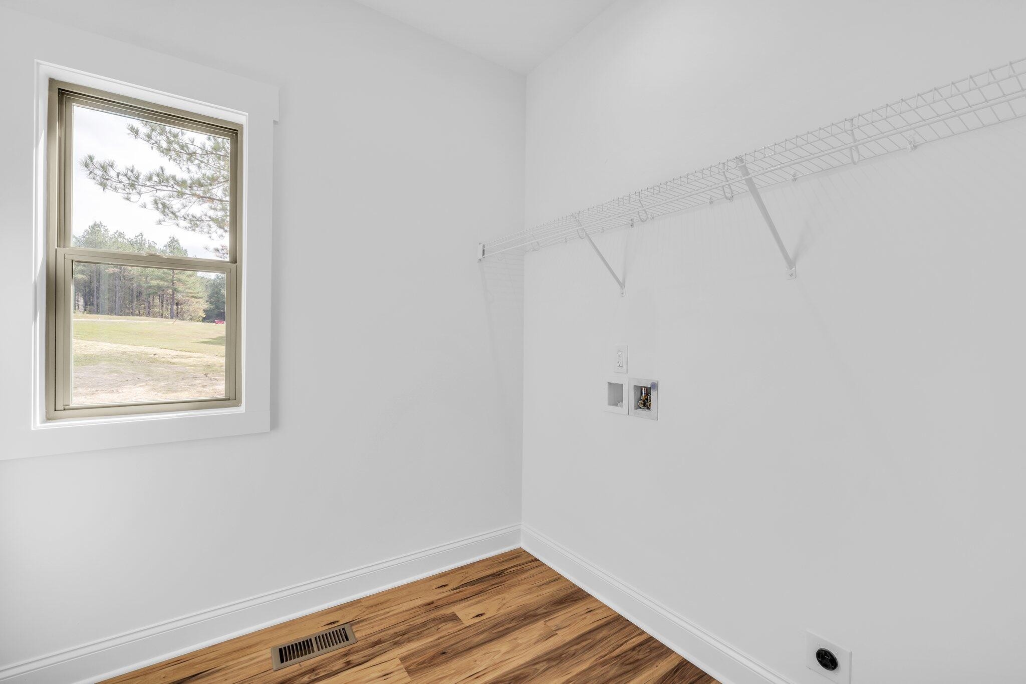 405 Boone Pass Property Photo 28