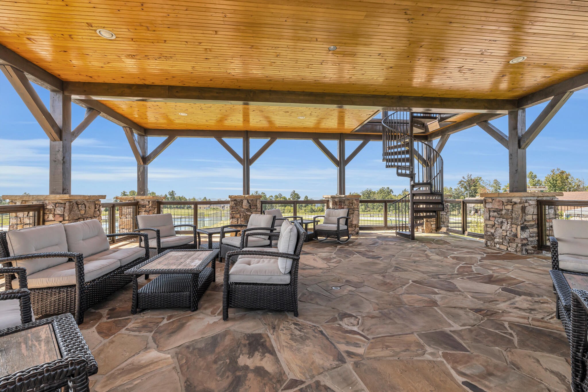 405 Boone Pass Property Photo 46