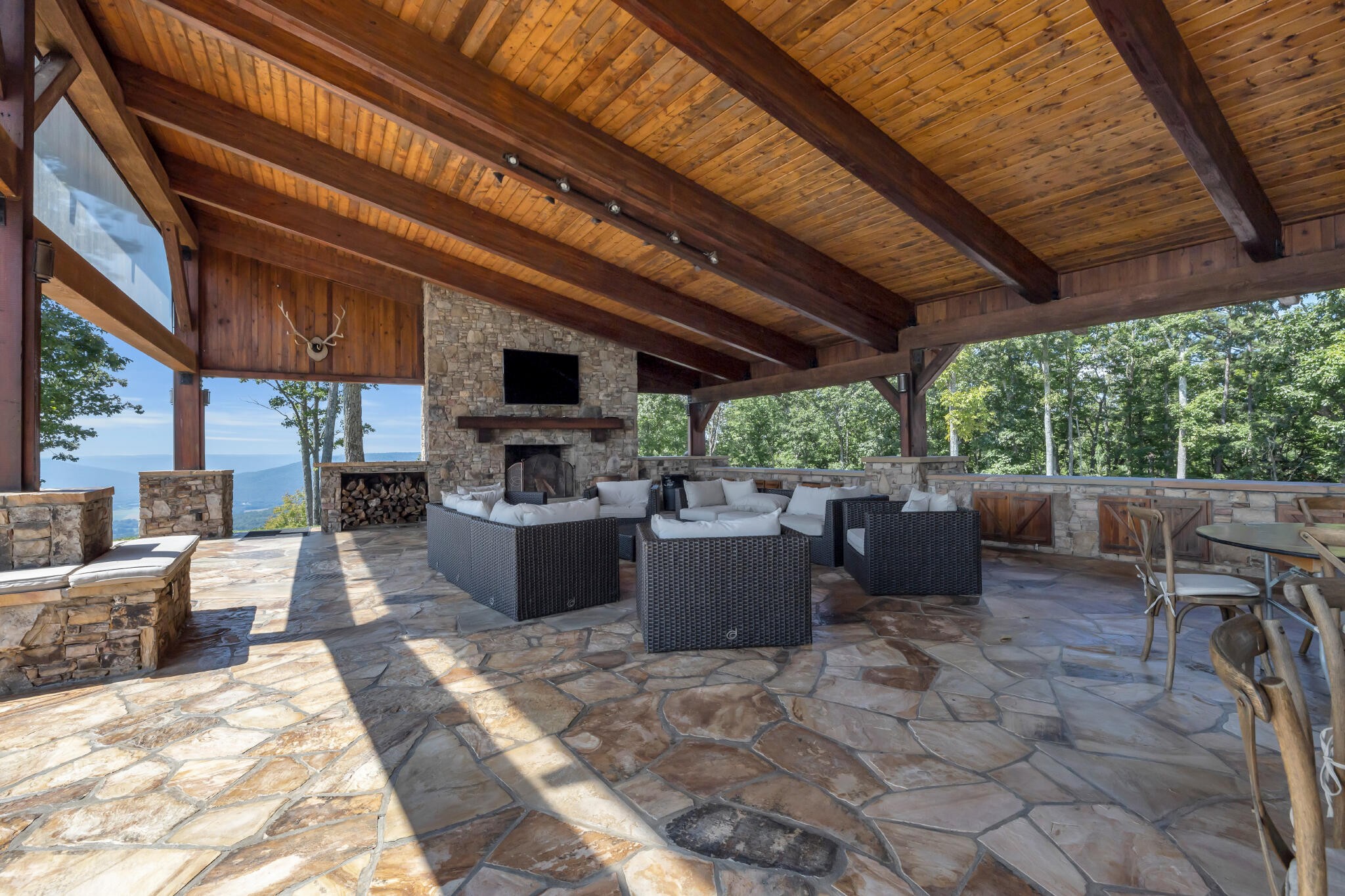 405 Boone Pass Property Photo 50