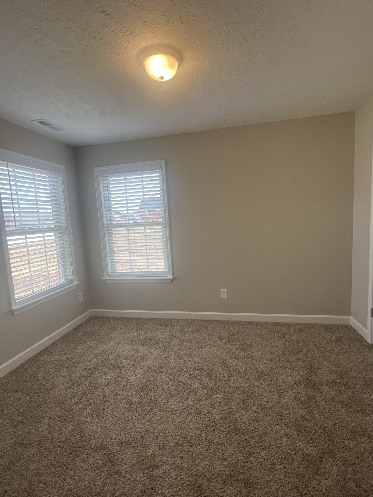 3313 Curie Circle Property Photo 4