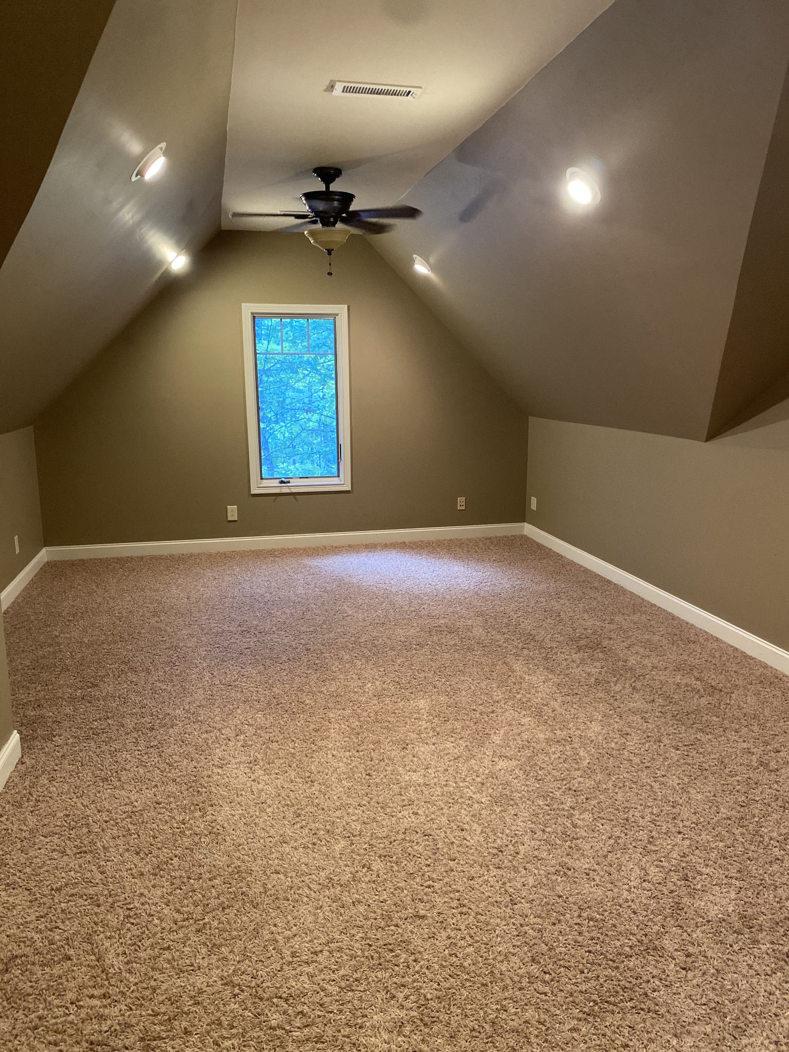 2271 Timberwood Trce Property Photo 33
