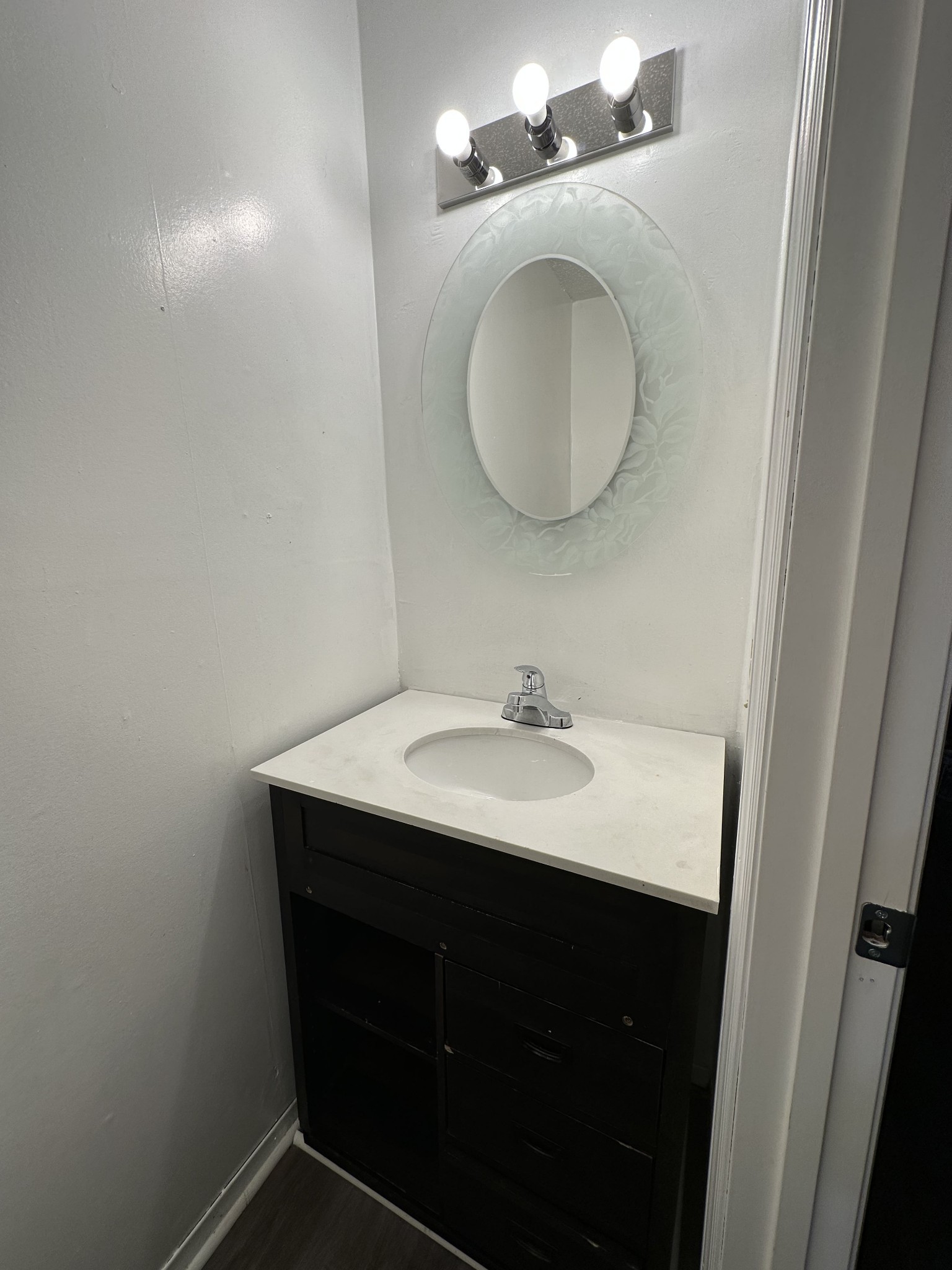 1057 Harold Dr Property Photo 17