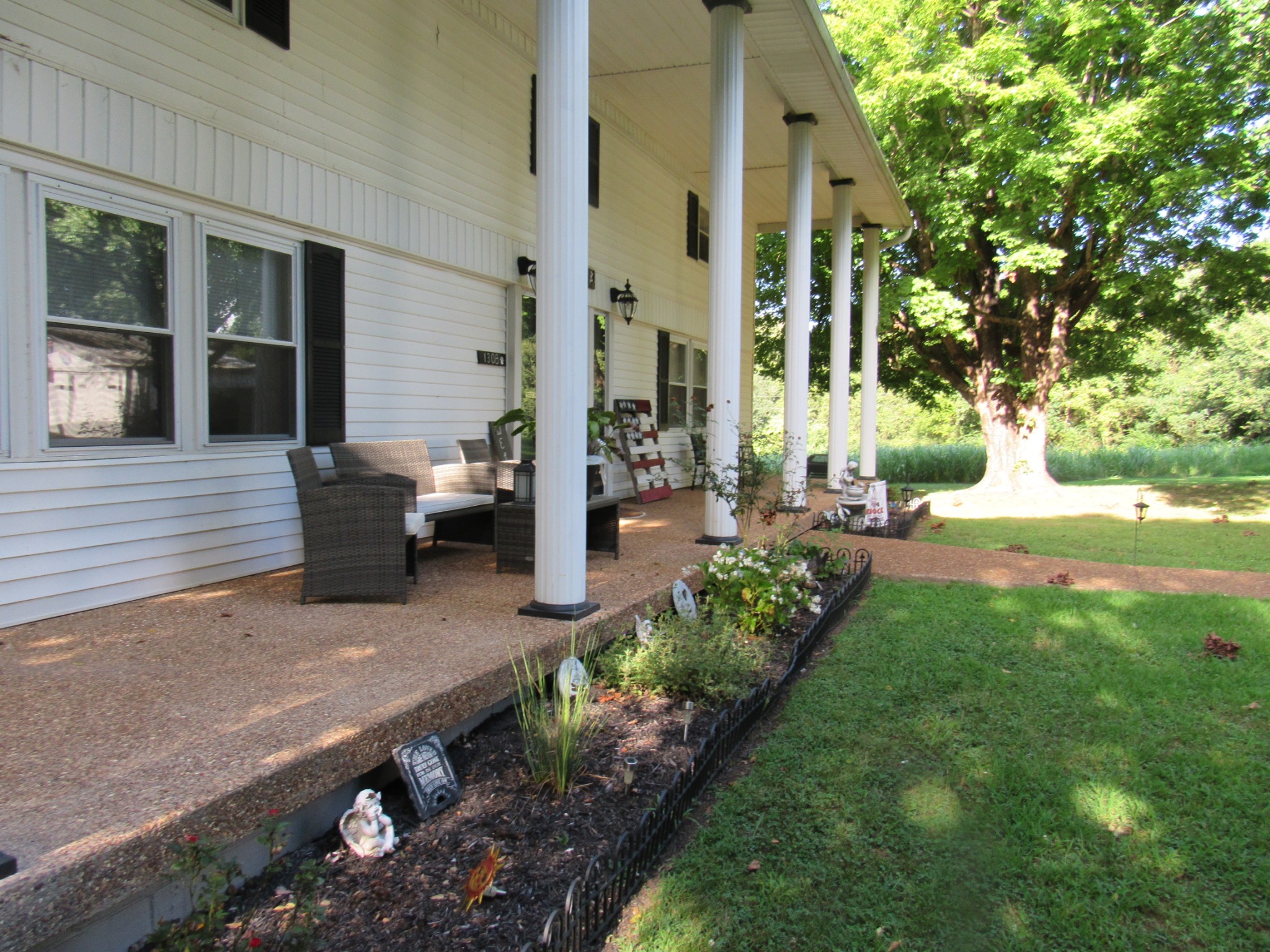 1308 Cumberland City Rd Property Photo 14