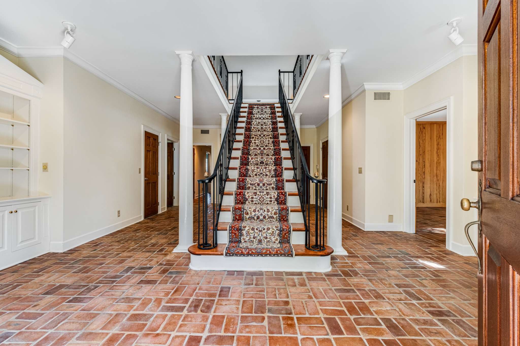 193 Moultrie Park Property Photo 6