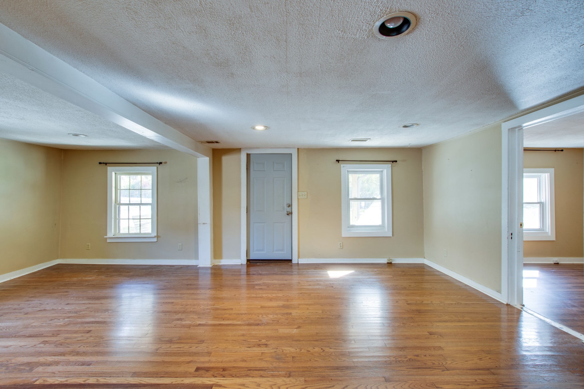 4453 Pecan Valley Rd Property Photo 6