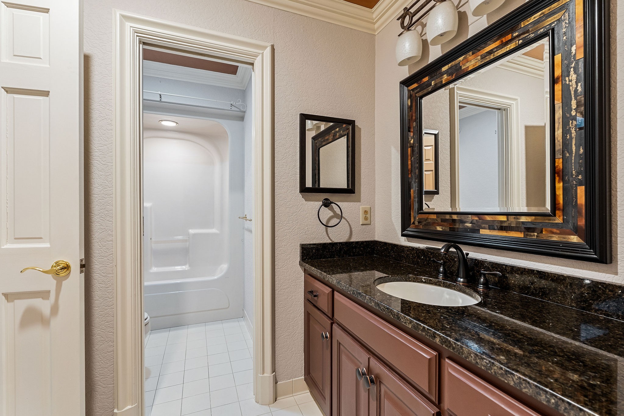 1315 Chatsworth Blvd Property Photo 48
