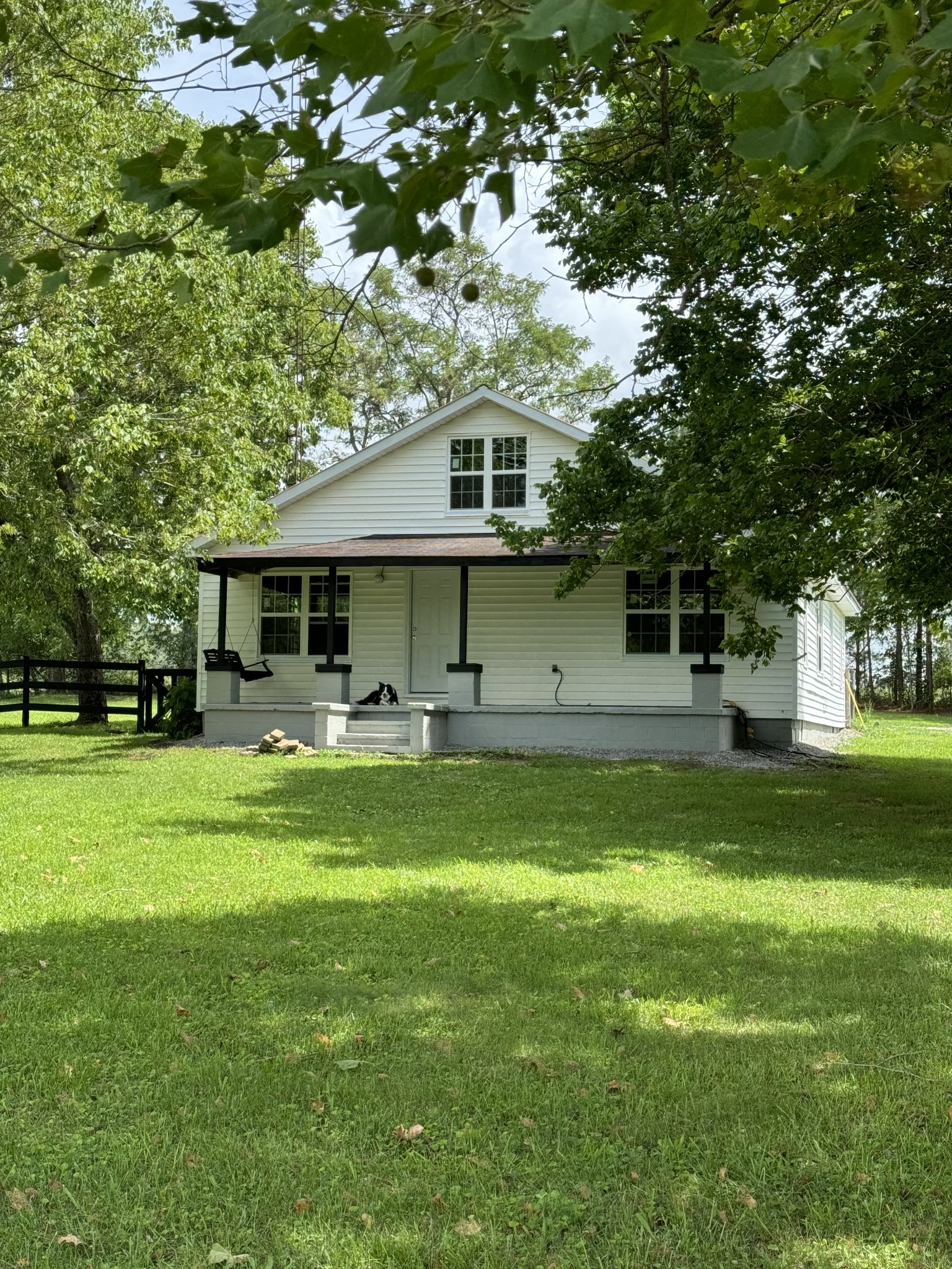 2530 Roslin Rd Property Photo