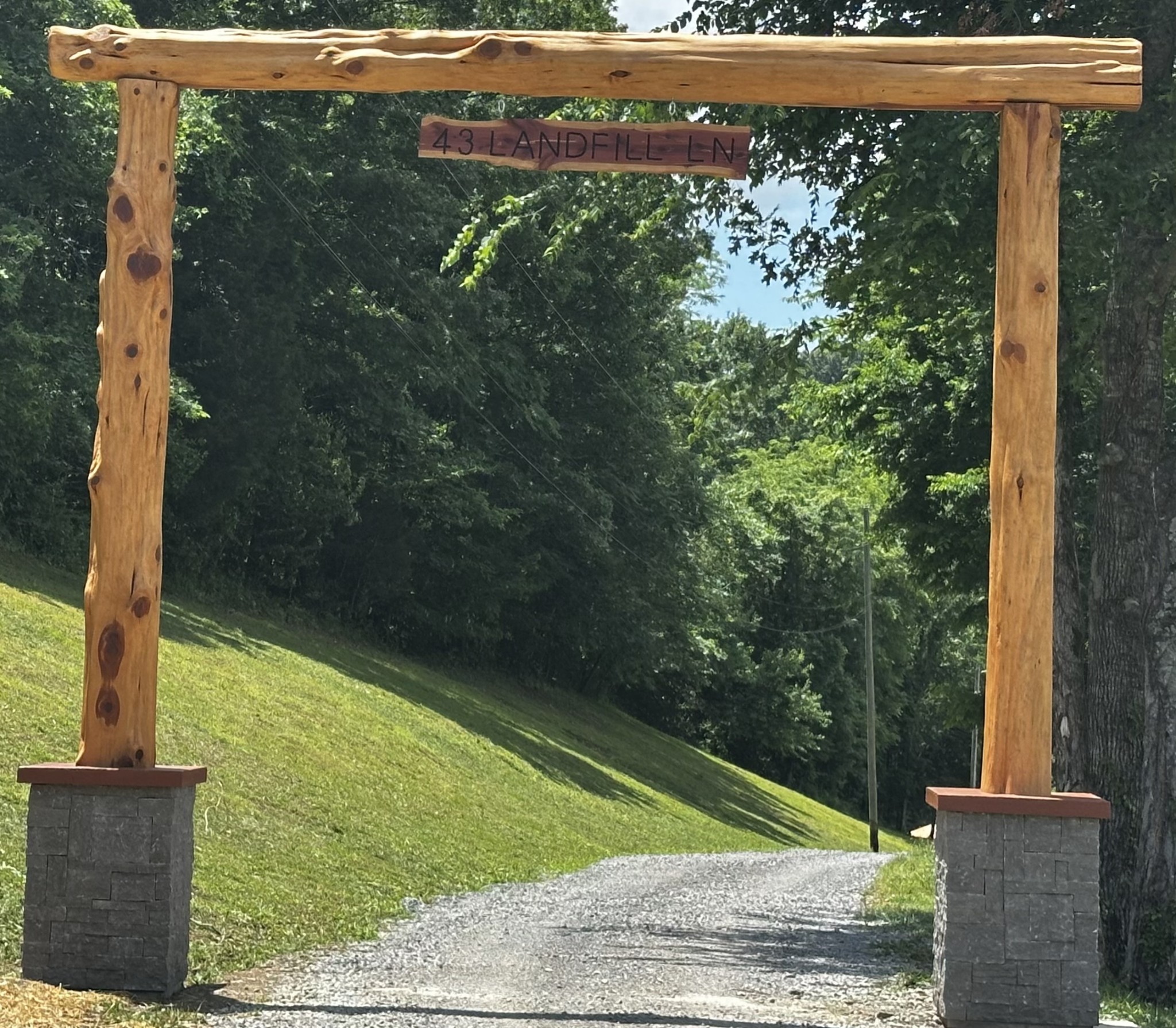 43 Landfill Ln Property Photo 2