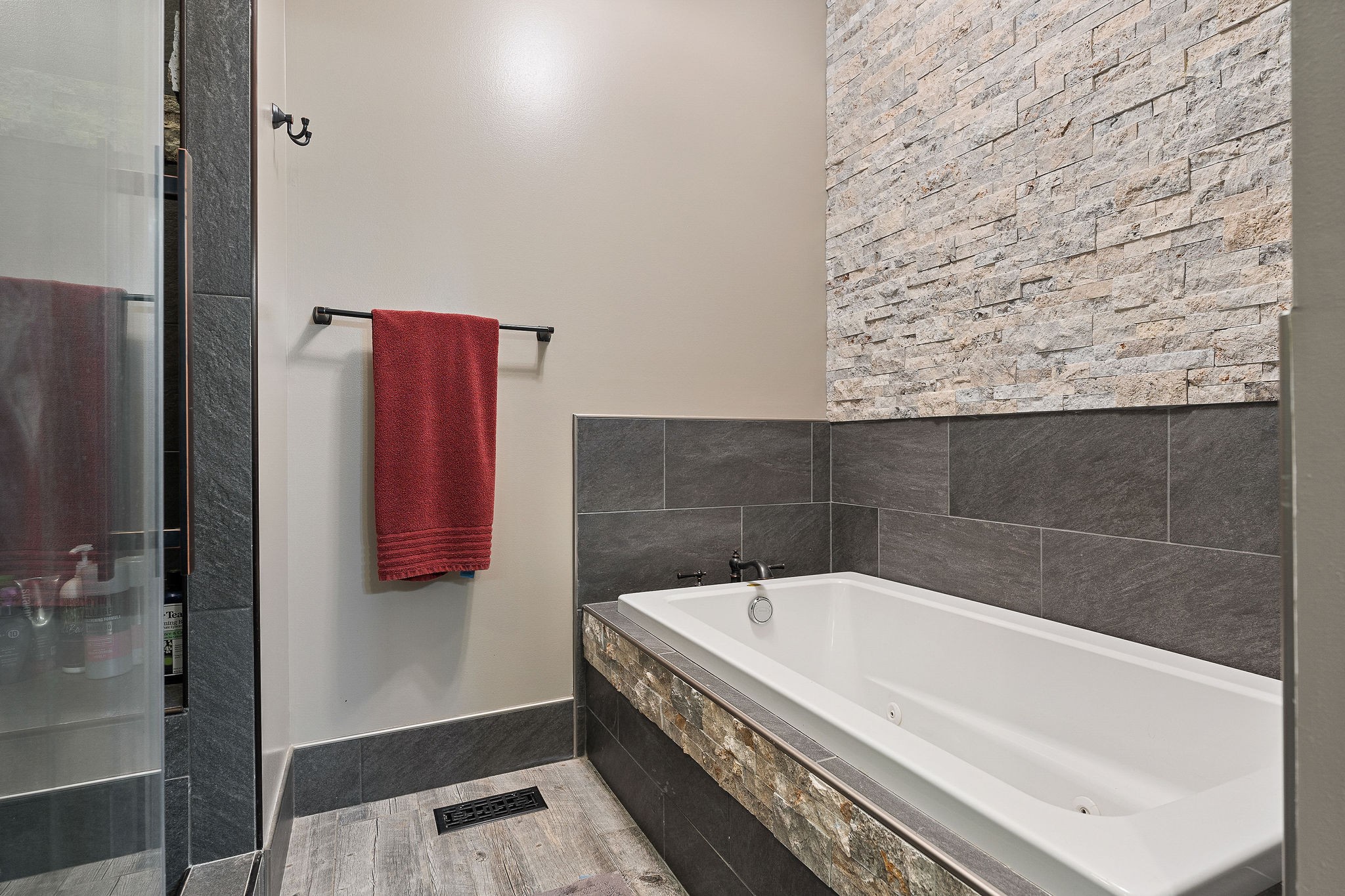 43 Landfill Ln Property Photo 47