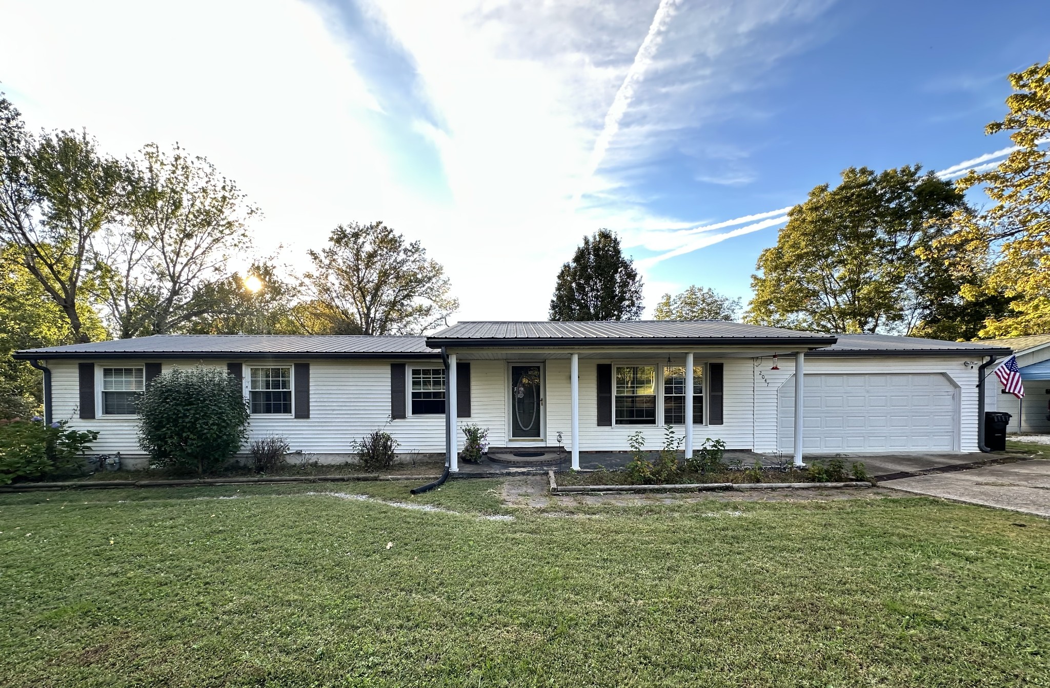 2047 Long St Property Photo