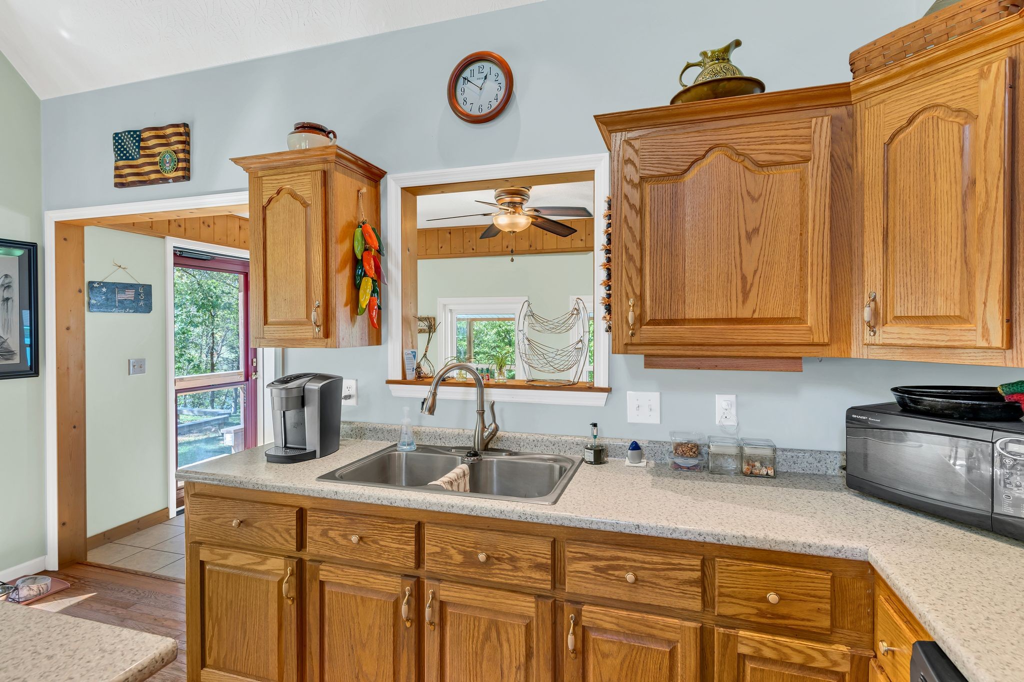 6285 Medley Ammonette Rd Property Photo 12