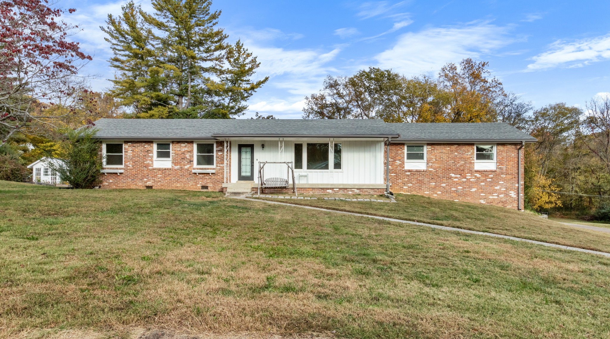 913 Branch Rd Property Photo 3