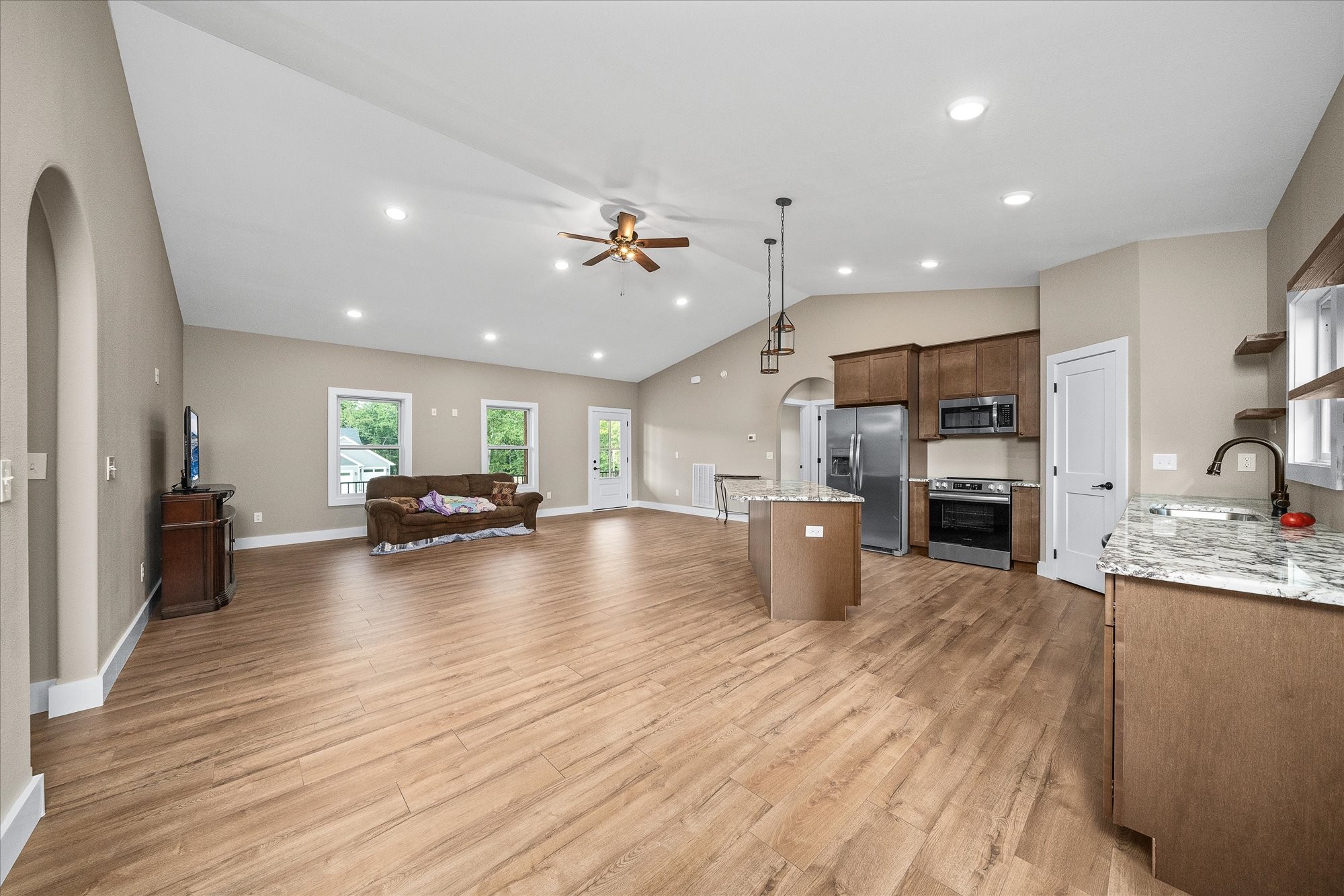 138 Perry Creek Dr Property Photo 11