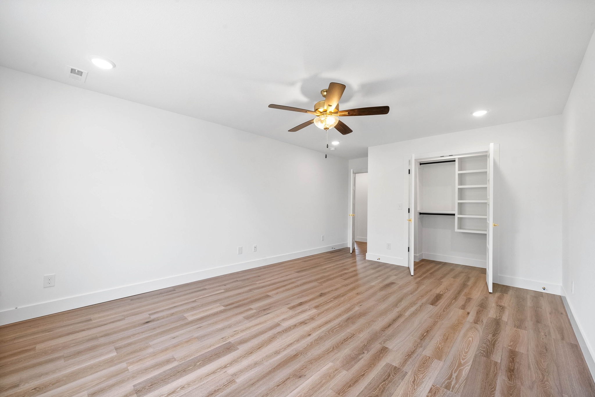 411 Blue Ridge Ct Property Photo 36