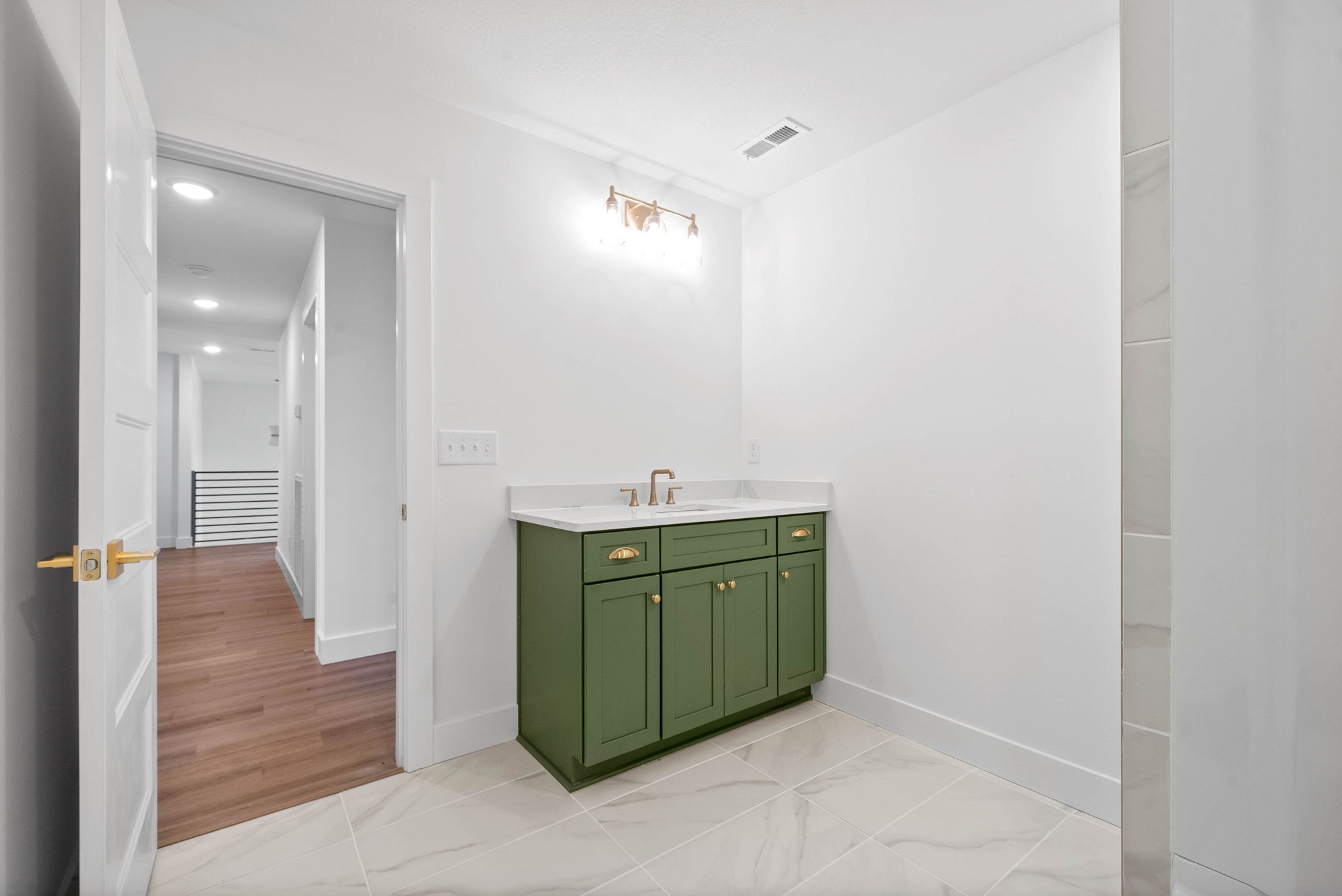 411 Blue Ridge Ct Property Photo 40