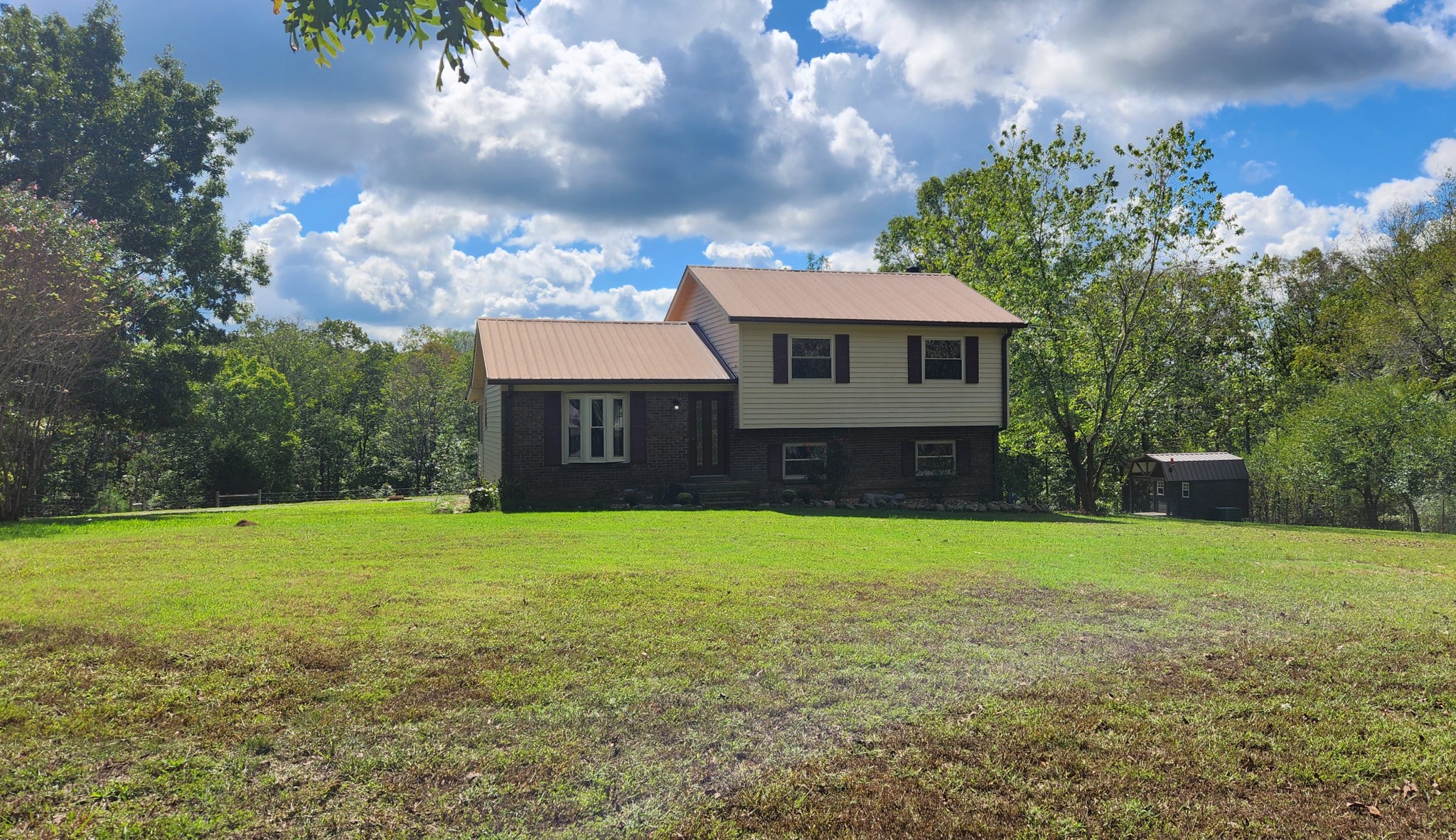 695 Bucket Branch Rd Property Photo 15