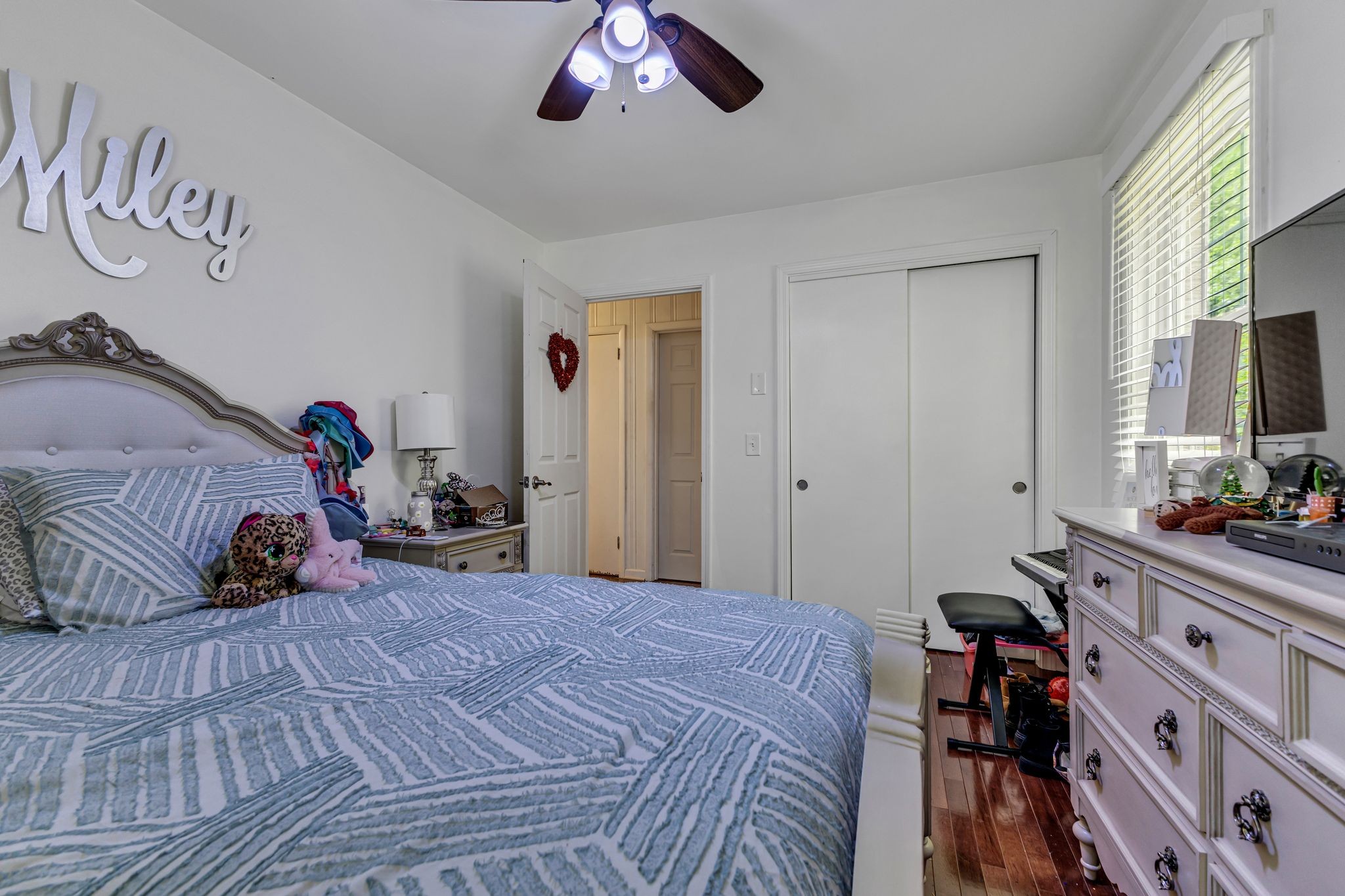 9005 Highway 100 Property Photo 10