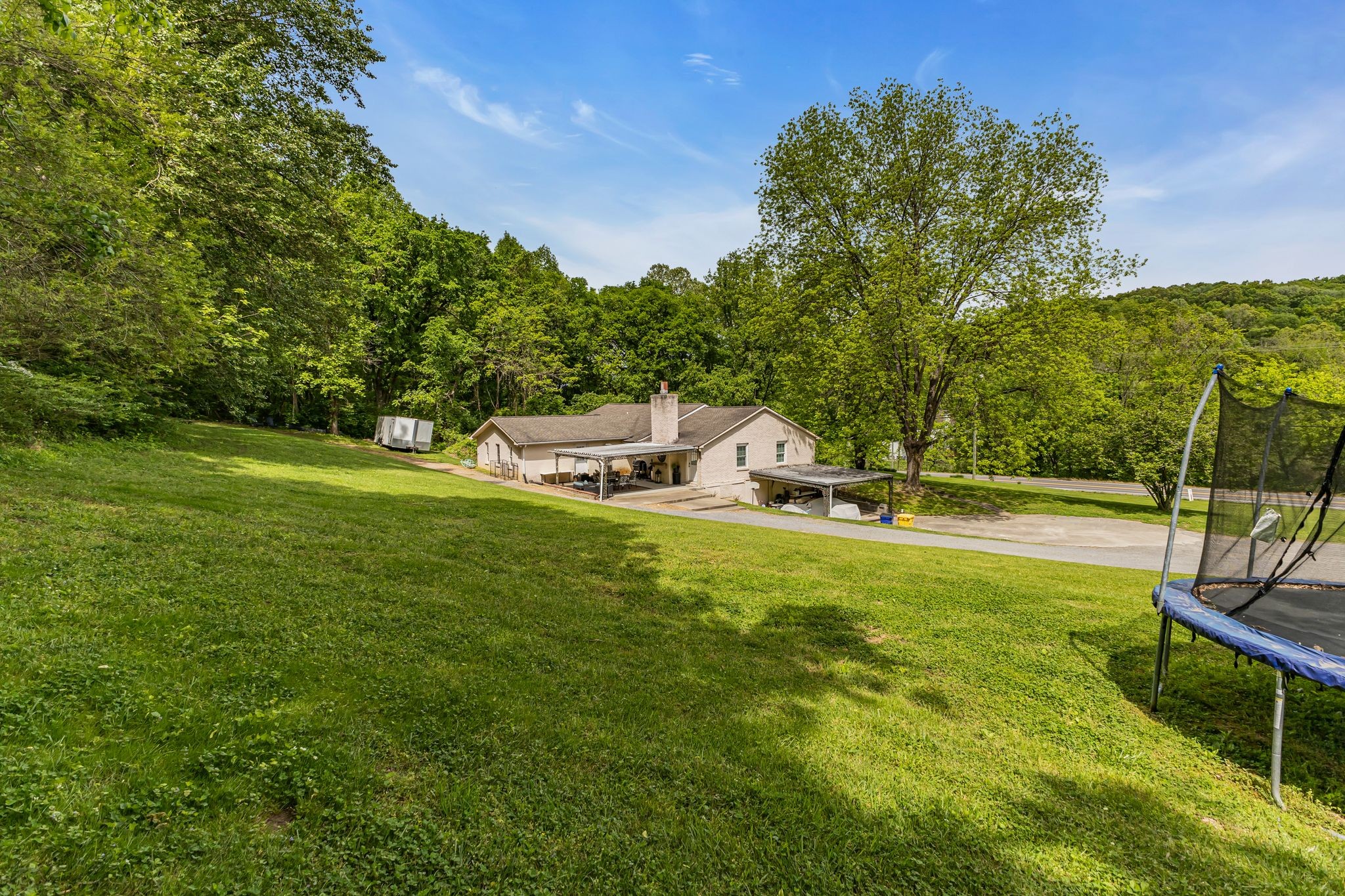 9005 Highway 100 Property Photo 20