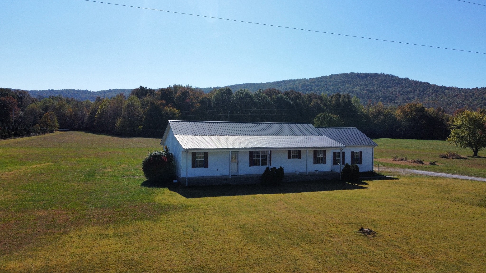 524 Vernon Winton Rd Property Photo 2