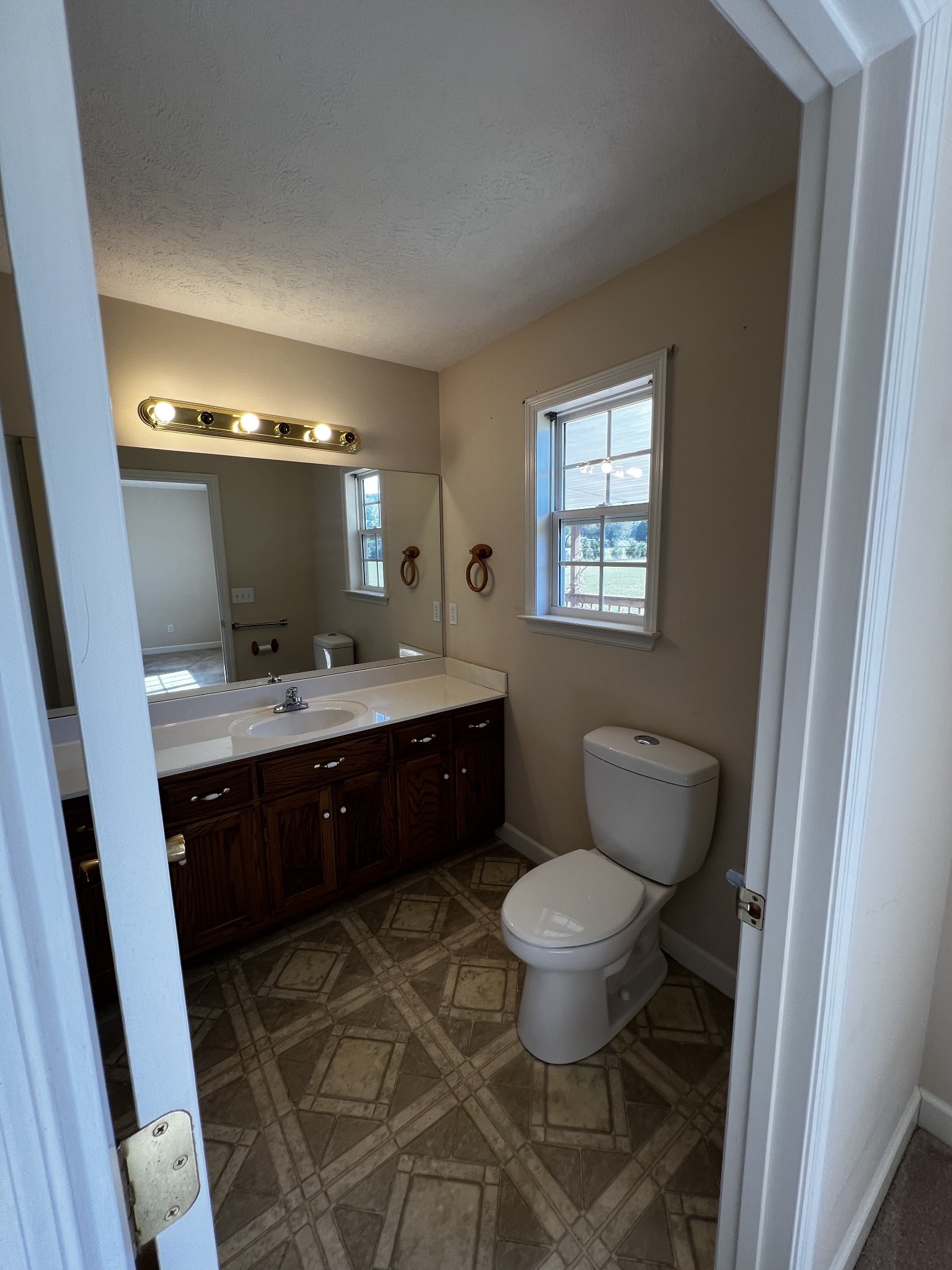 524 Vernon Winton Rd Property Photo 30