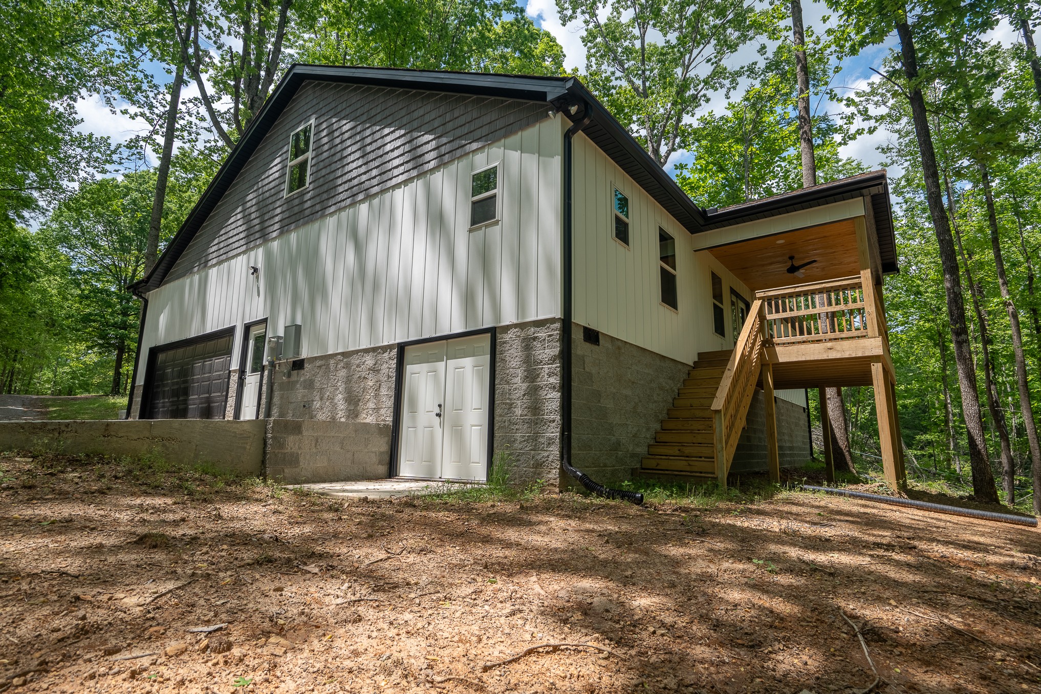 72 Periwinkle Property Photo 6