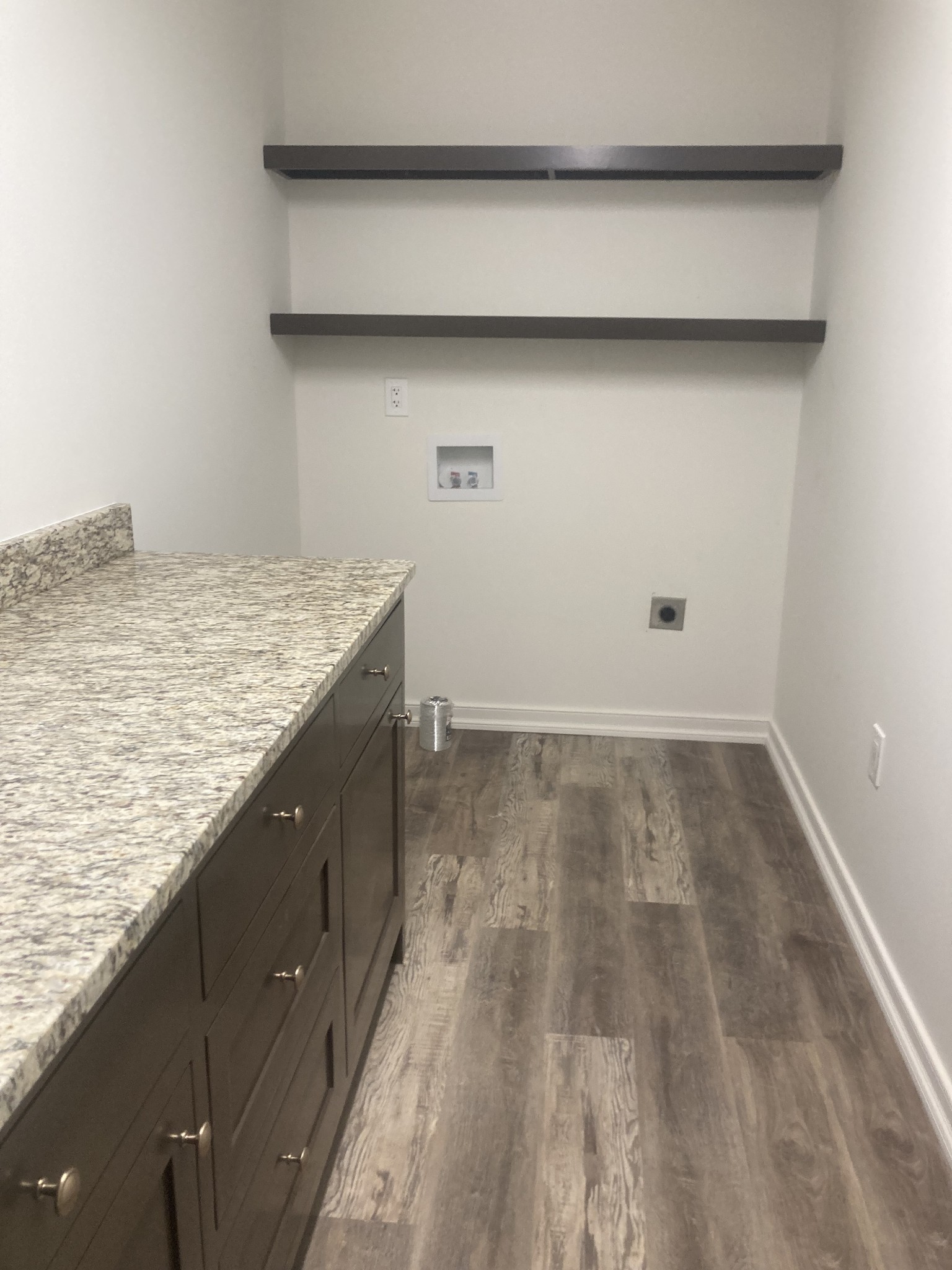 6645 Parish Dr Property Photo 10