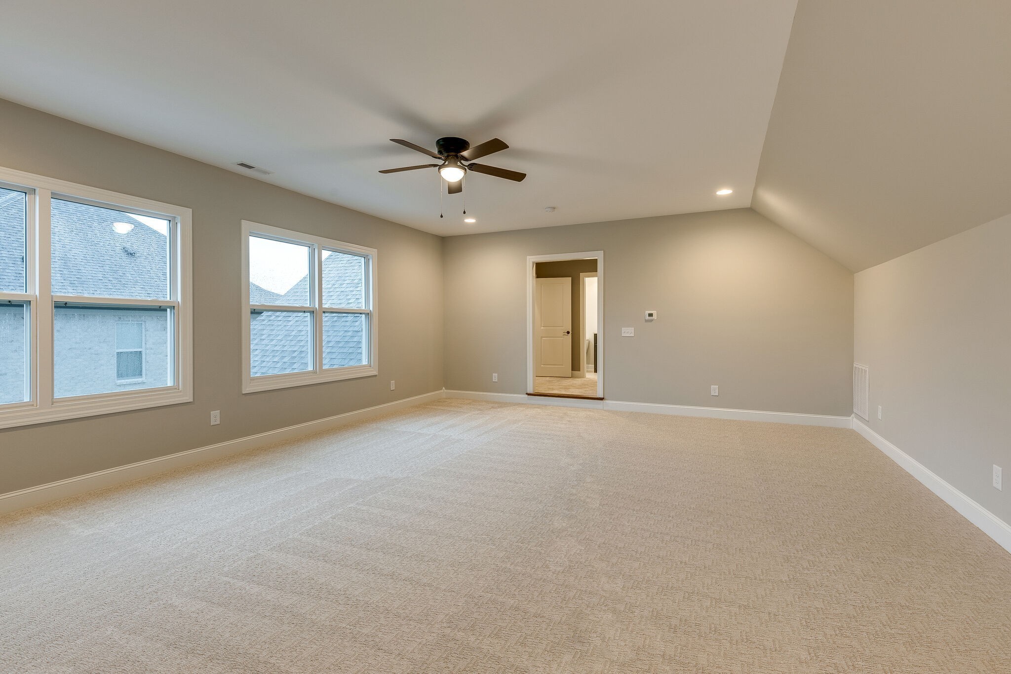 3053 Henley Way Property Photo 34