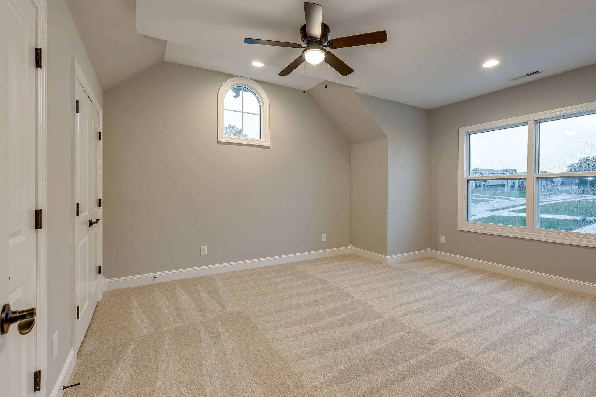 3053 Henley Way Property Photo 38