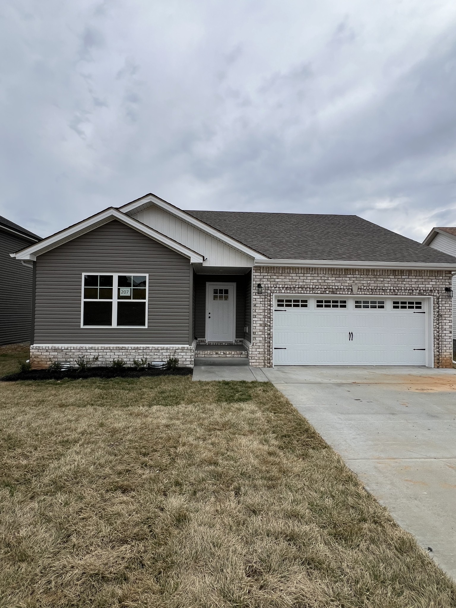 207 Cardinal Creek Property Photo 1
