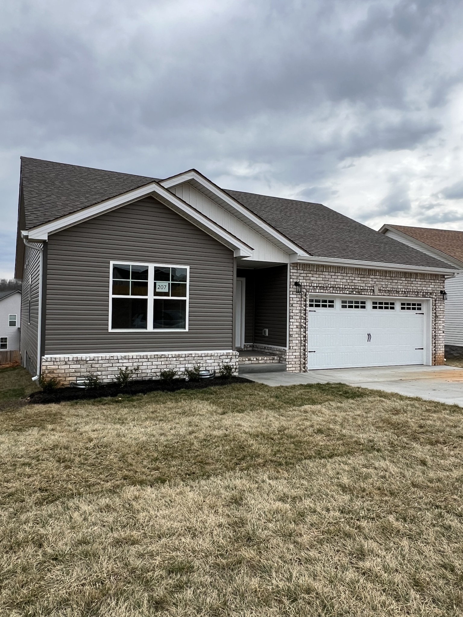 207 Cardinal Creek Property Photo 4