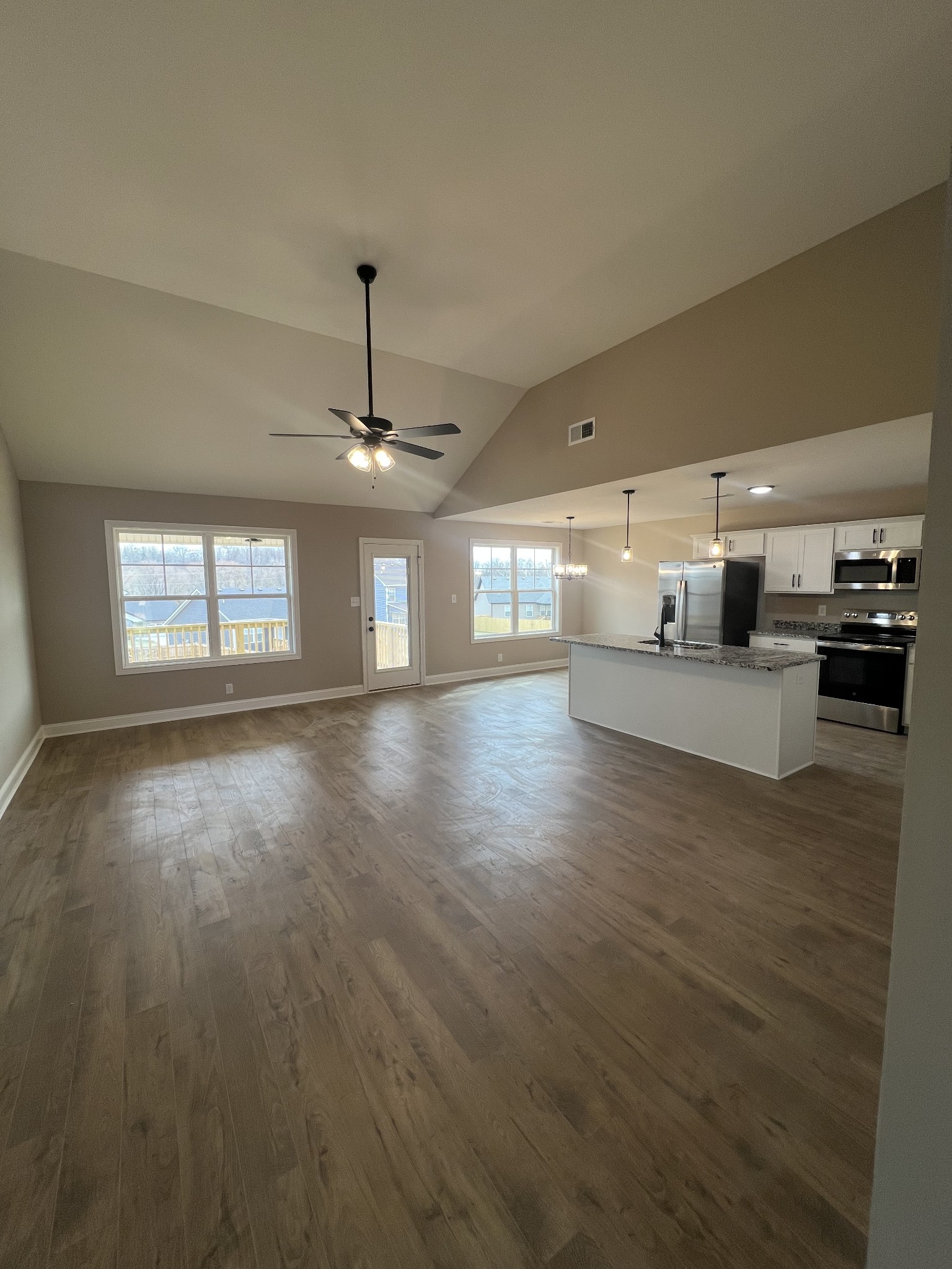 207 Cardinal Creek Property Photo 11