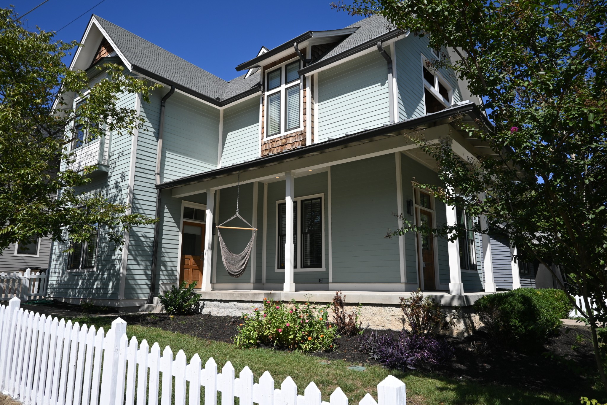 2115 Grantland Avenue Townhomes Real Estate Listings Main Image