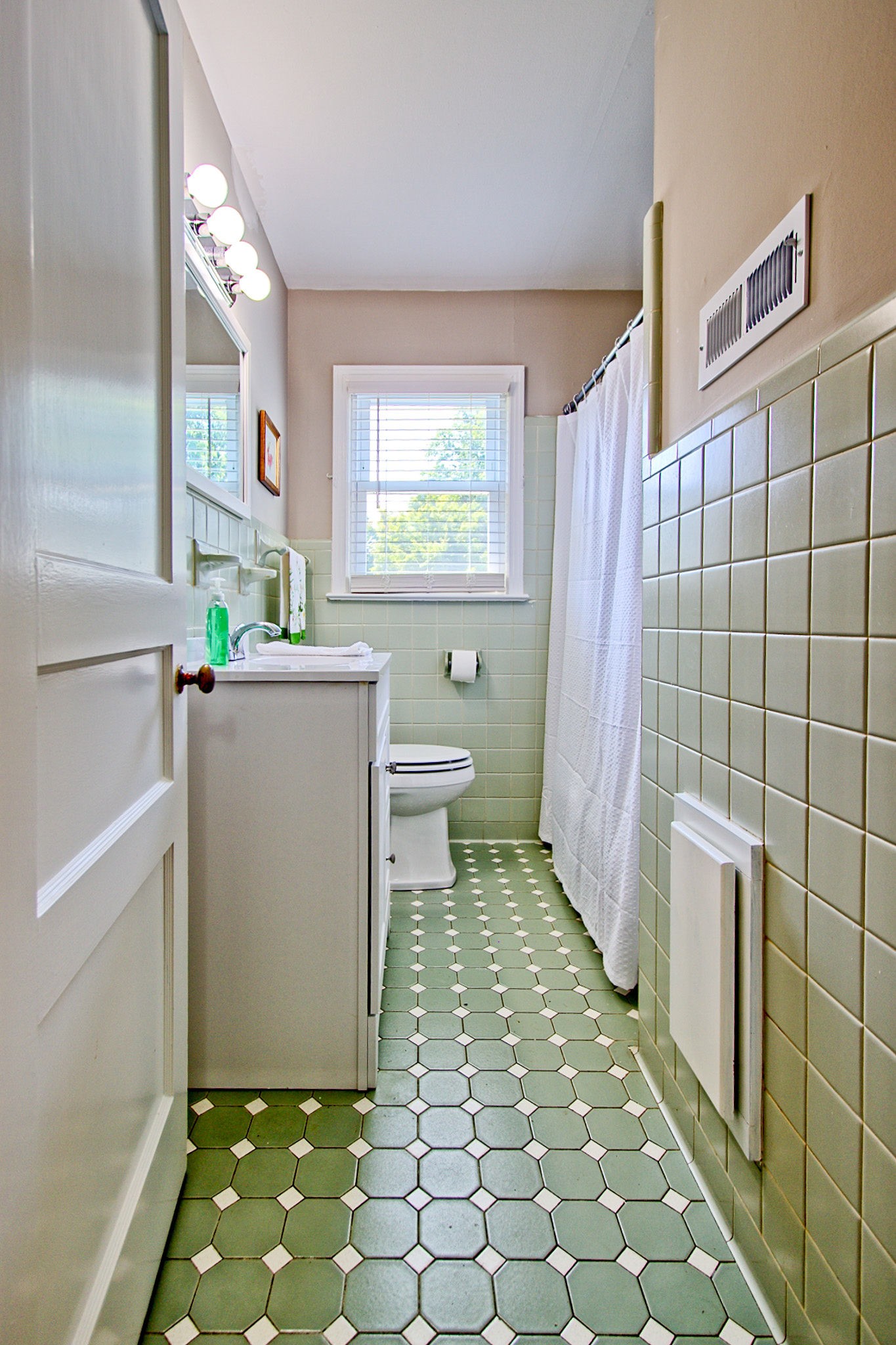 1009 Rolling Fields Cir Property Photo 11