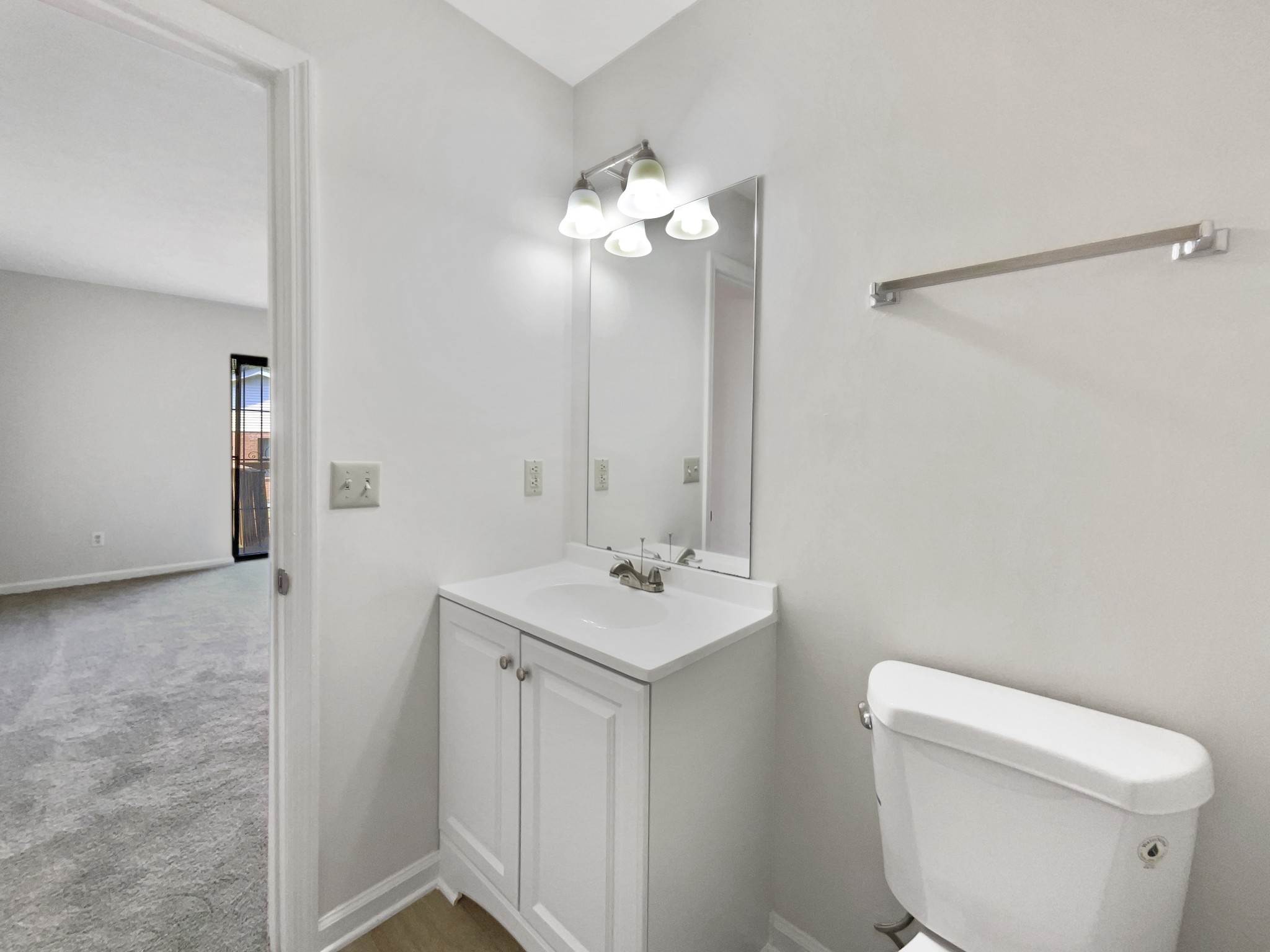 200 Fawnwood Court Property Photo 13