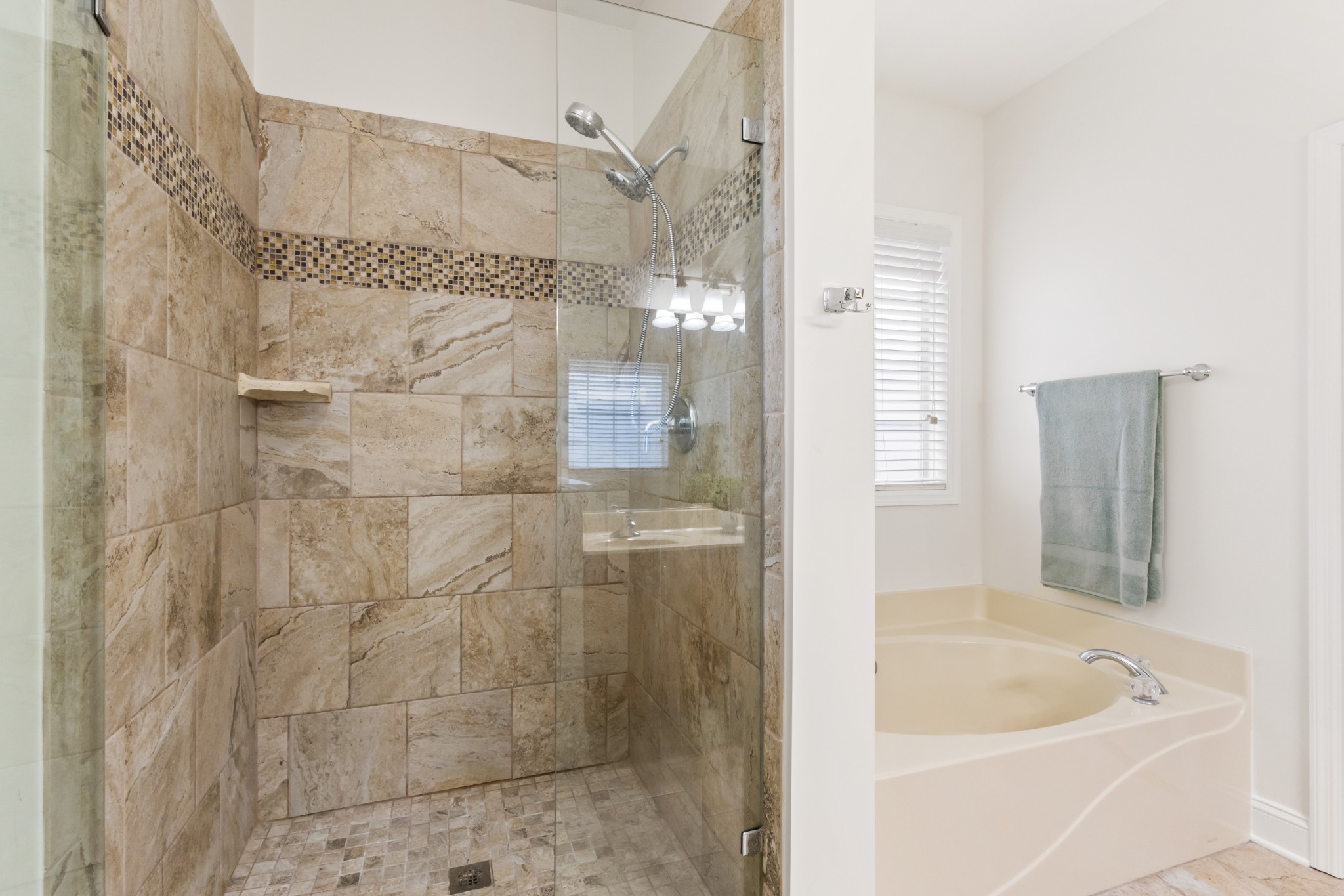 125 Belmont Cir Property Photo 25