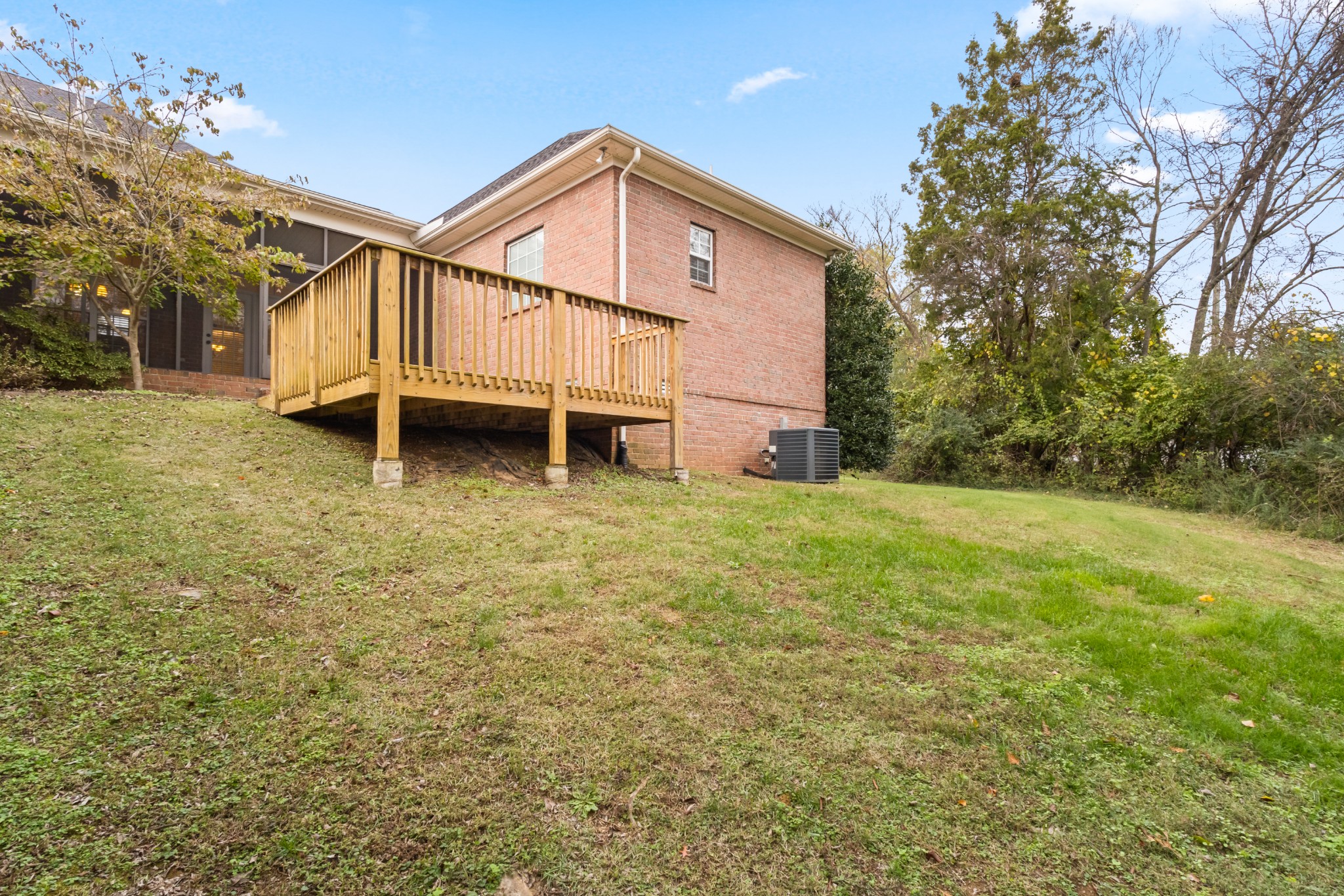 125 Belmont Cir Property Photo 34