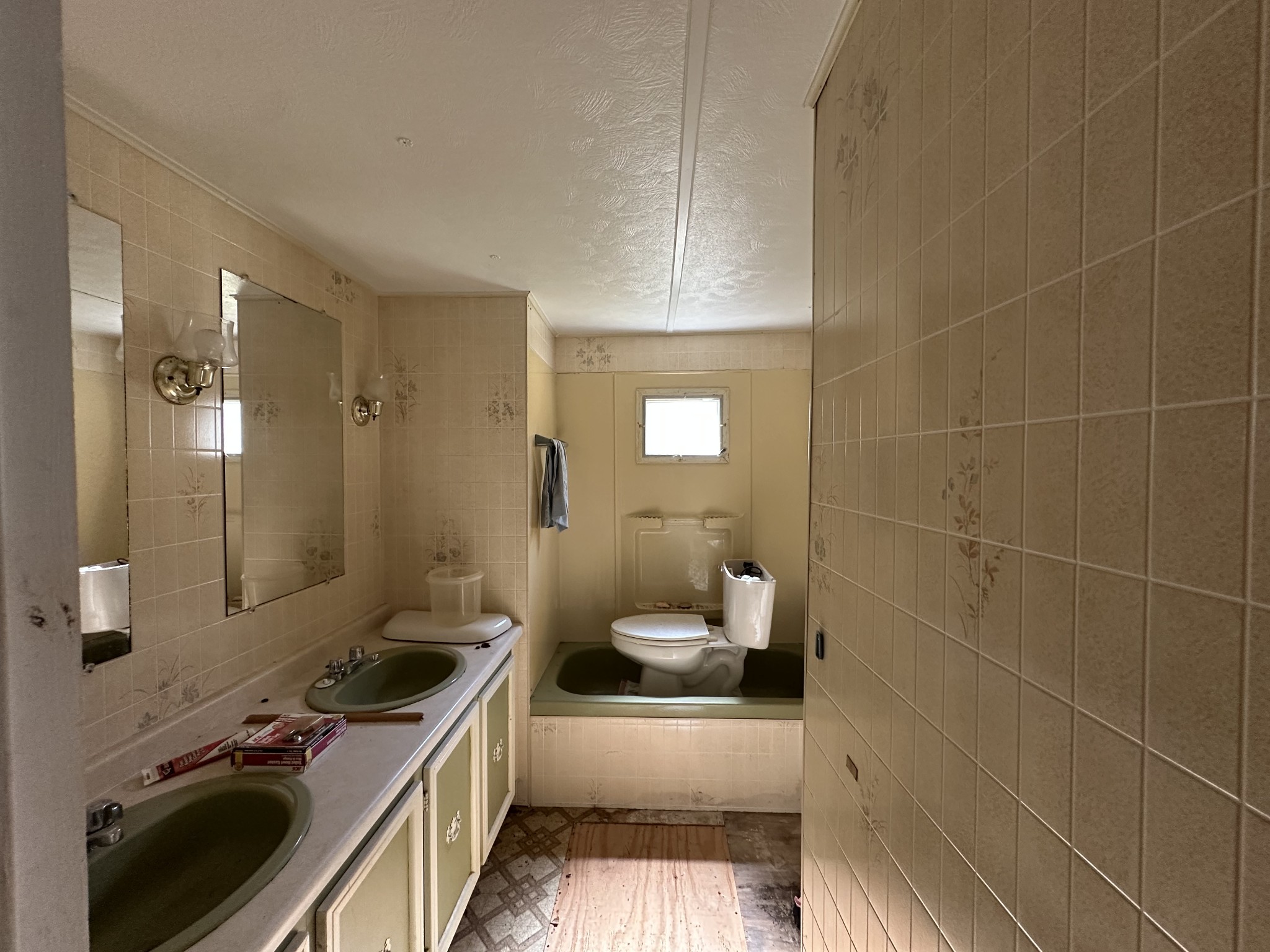 367 Lakeview Cir Property Photo 15