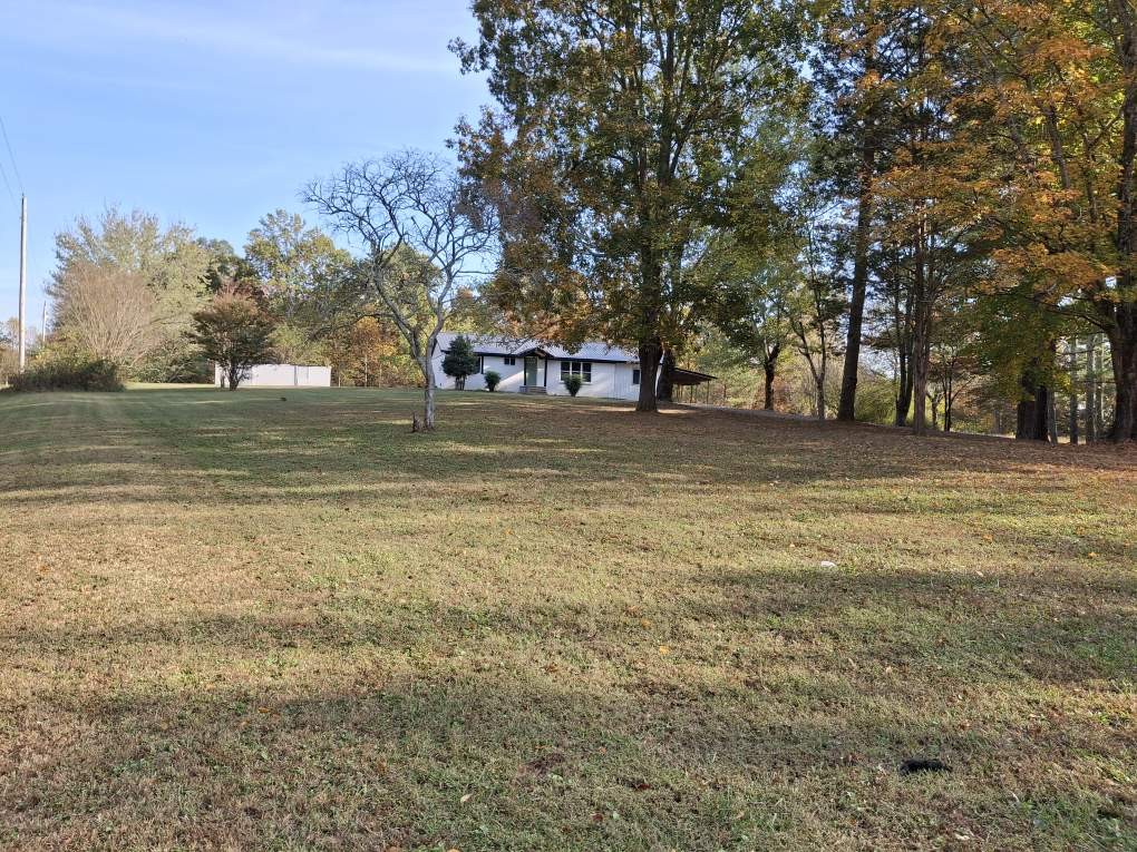 10 Grinnell Dr Property Photo 6