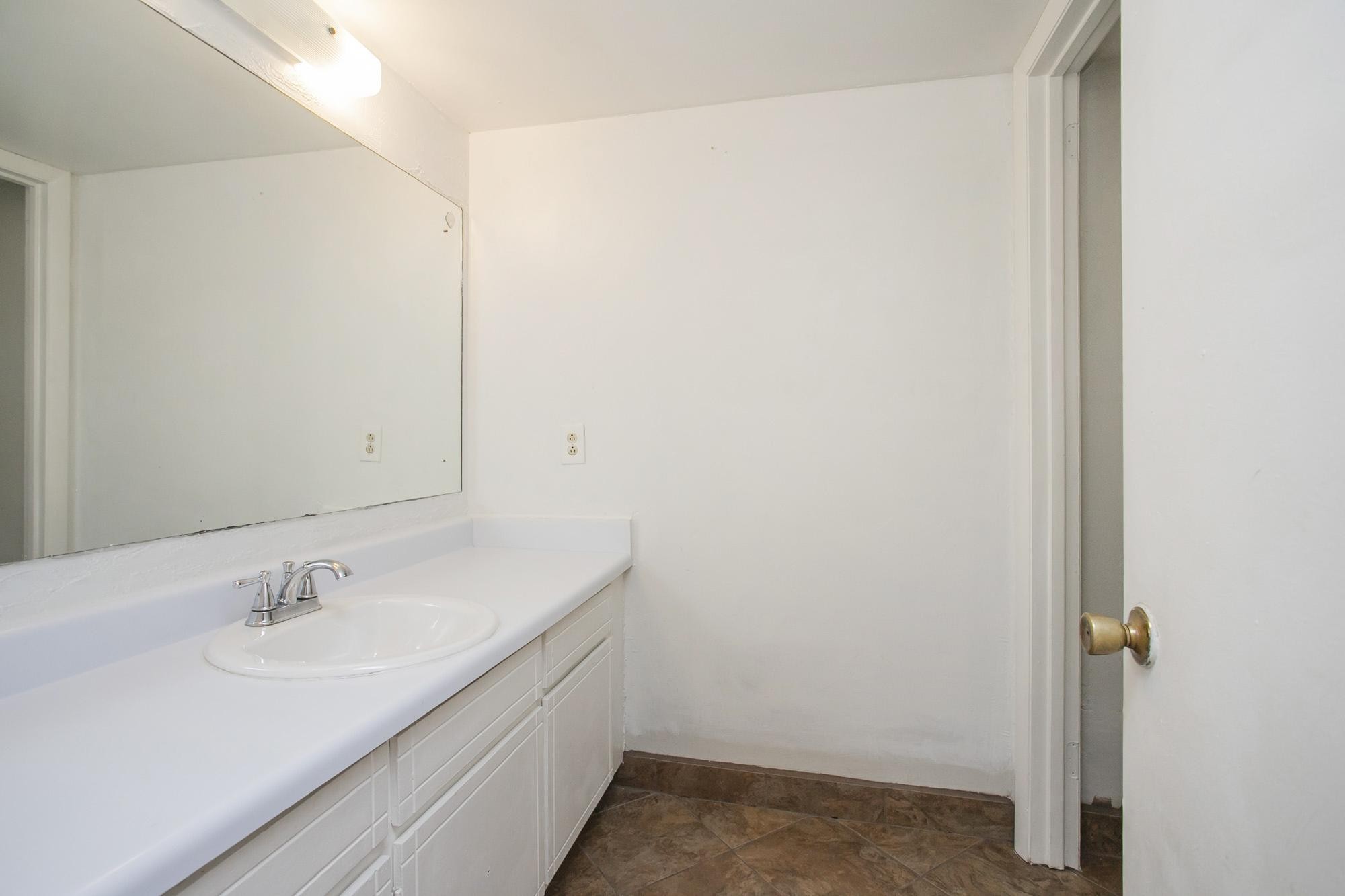 4958 Edmondson Pike Property Photo 17