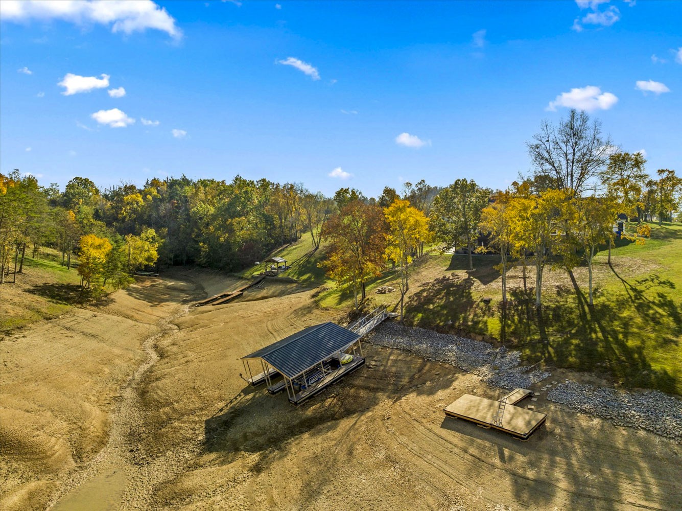 1878 Ferry Hill Rd Property Photo 49