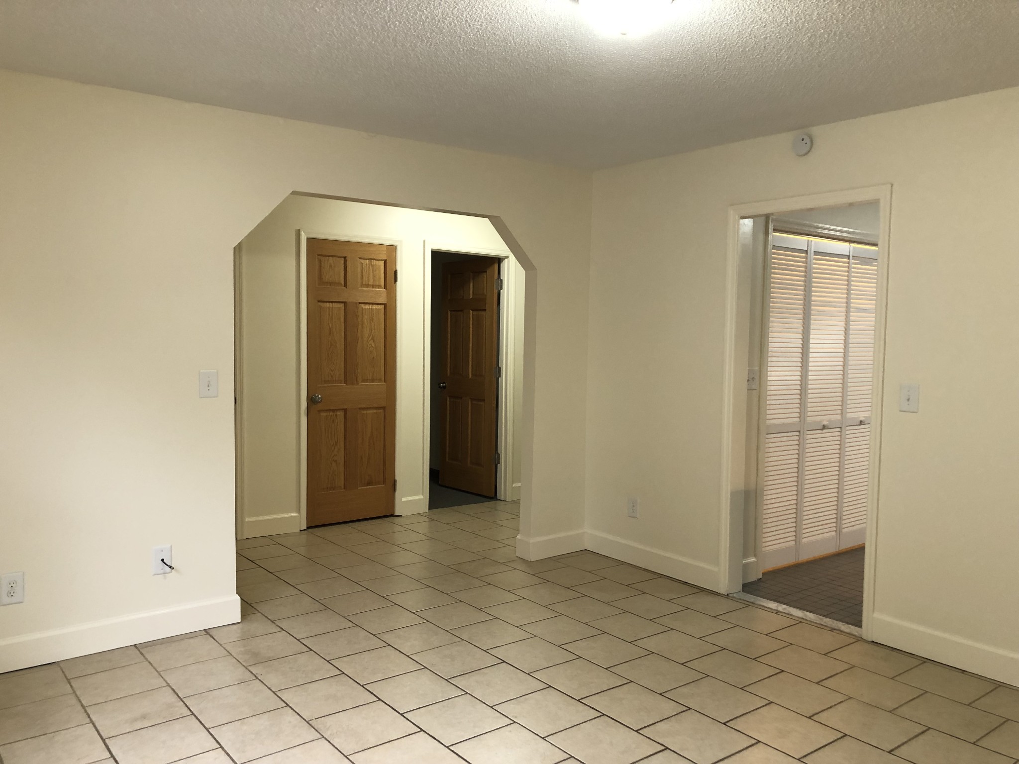 602 S Jefferson St Property Photo 3