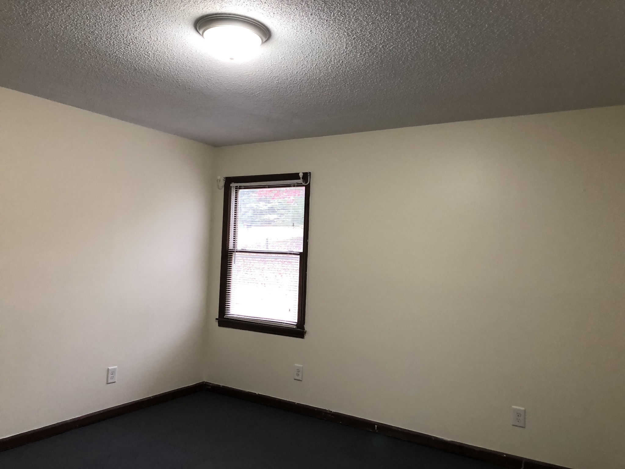 602 S Jefferson St Property Photo 23