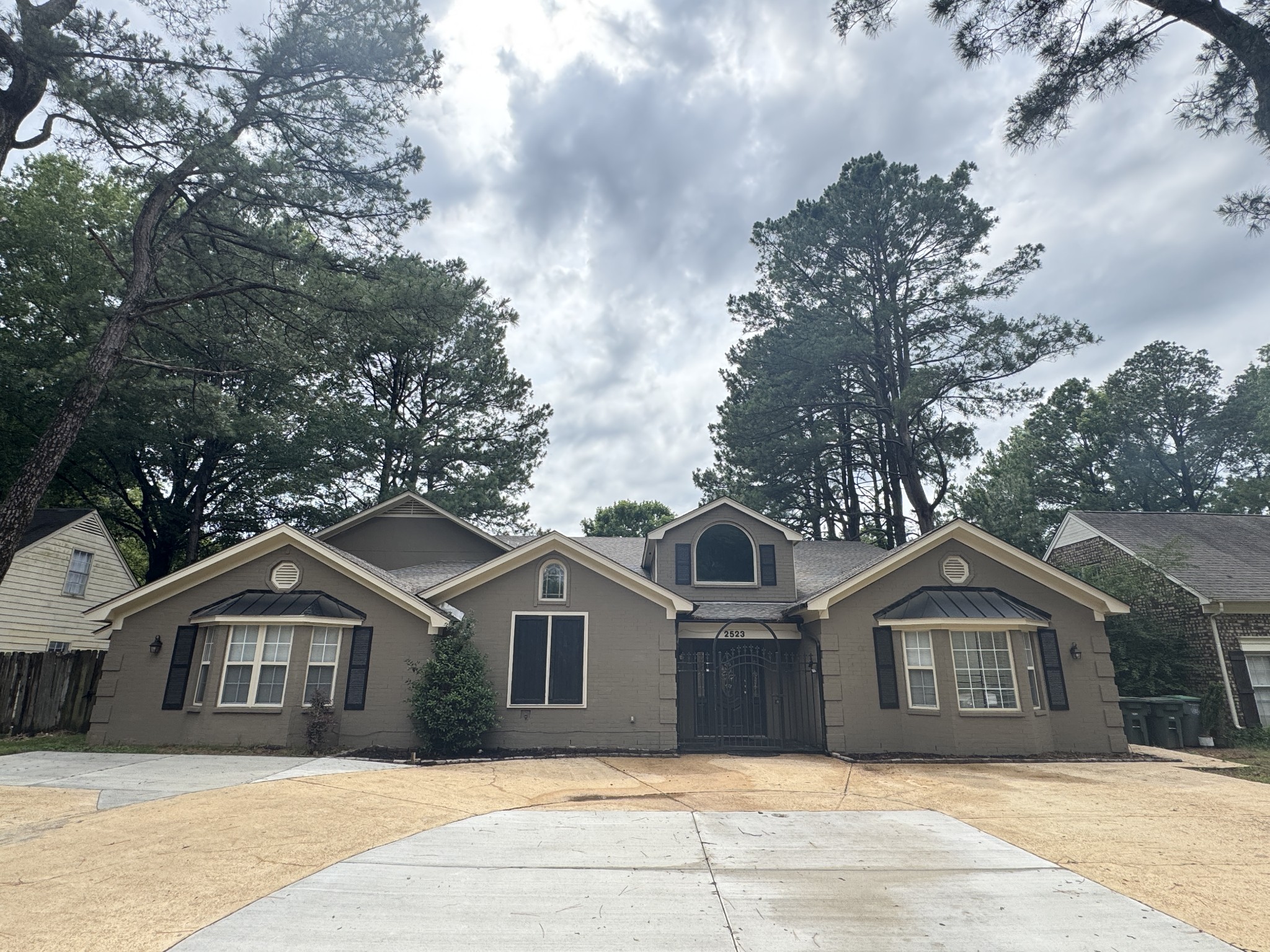 2523 Syon Dr Property Photo 6
