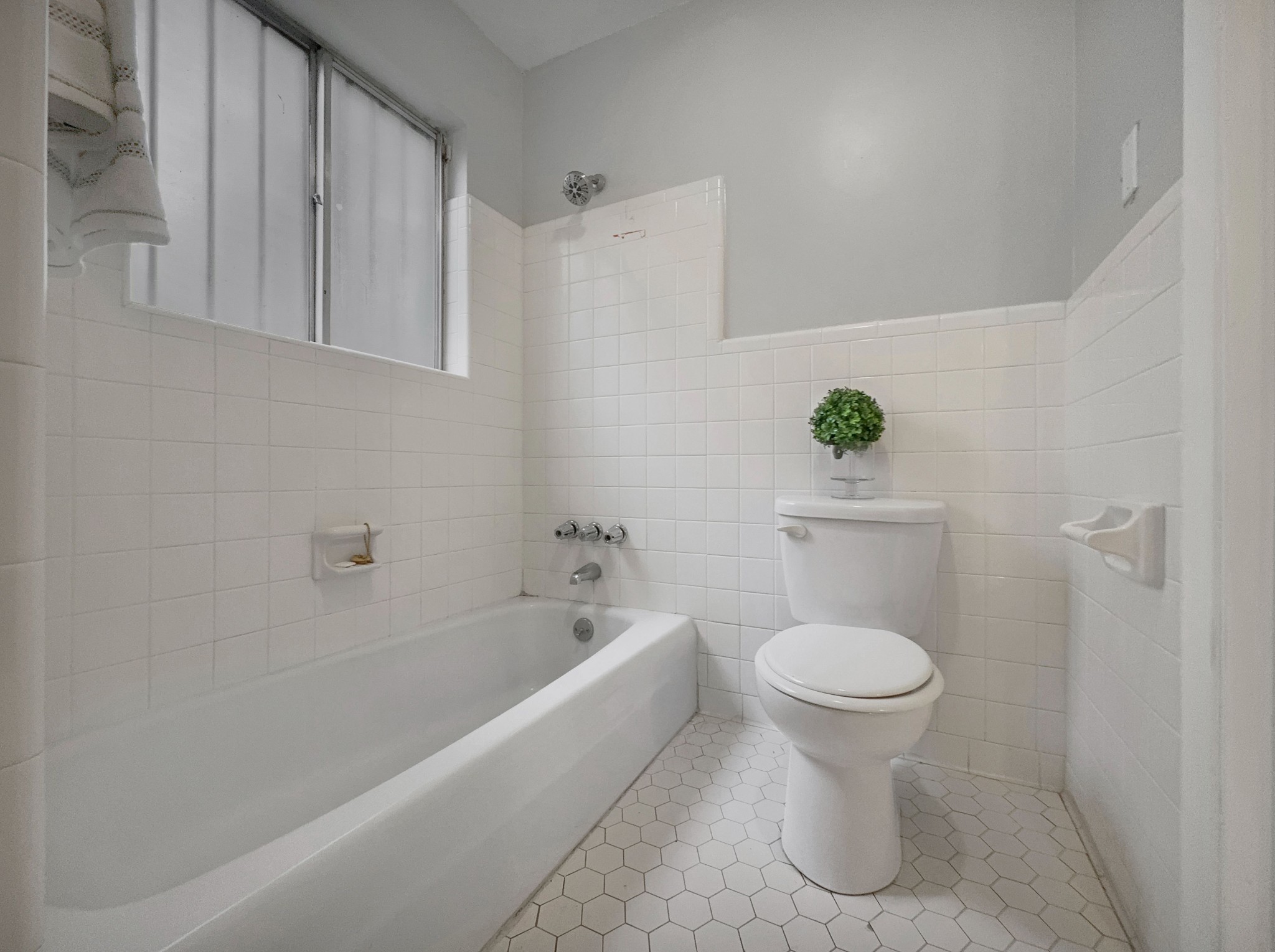 2523 Syon Dr Property Photo 38