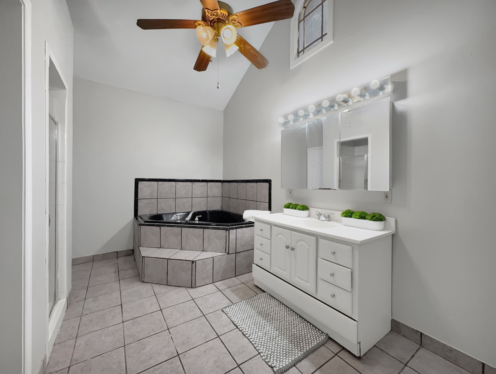 2523 Syon Dr Property Photo 43