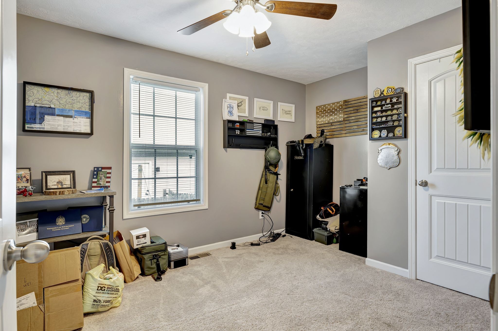 810 Liggett Ave Property Photo 18