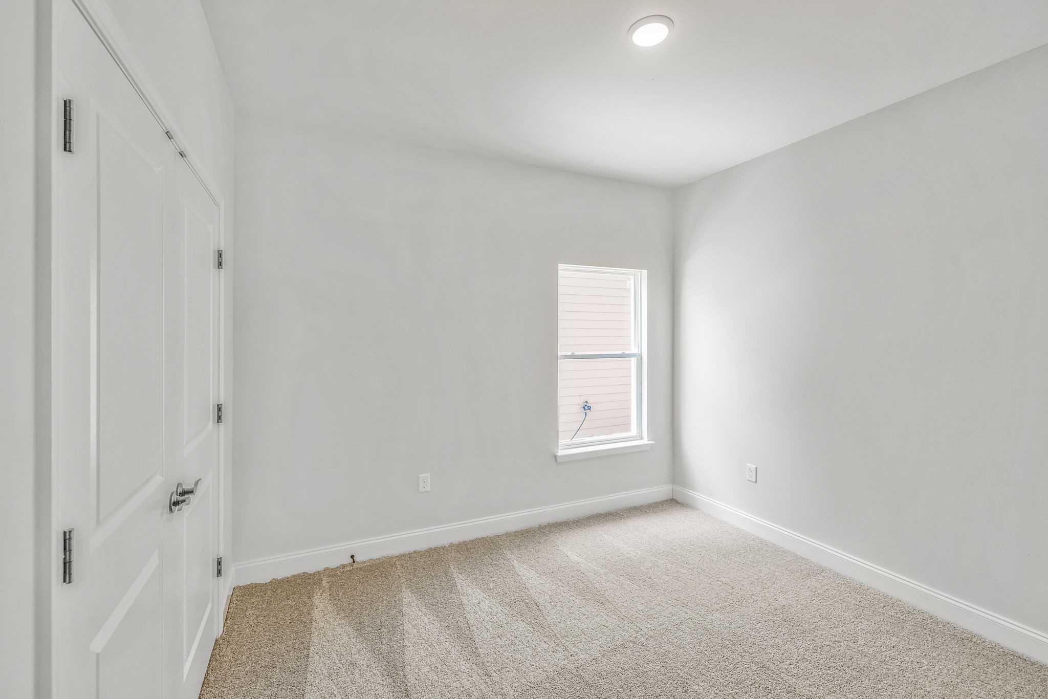 525 Banchory Dr Property Photo 9