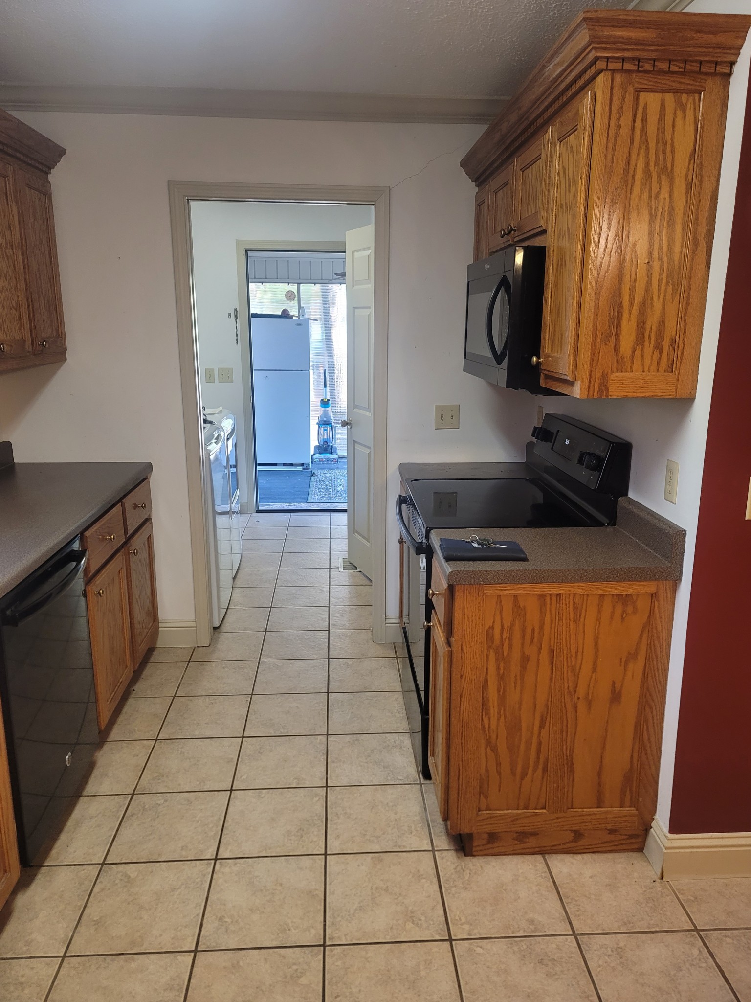 710 Woodlawn Shores Rd Property Photo 6