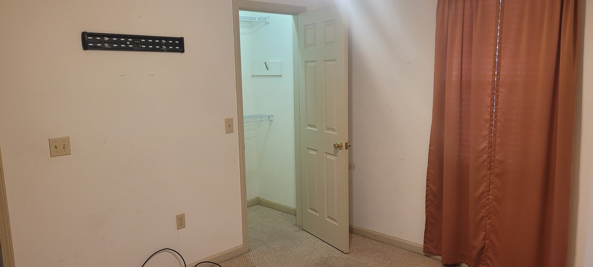 710 Woodlawn Shores Rd Property Photo 19
