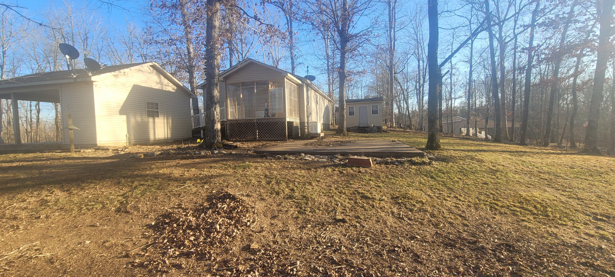 710 Woodlawn Shores Rd Property Photo 22